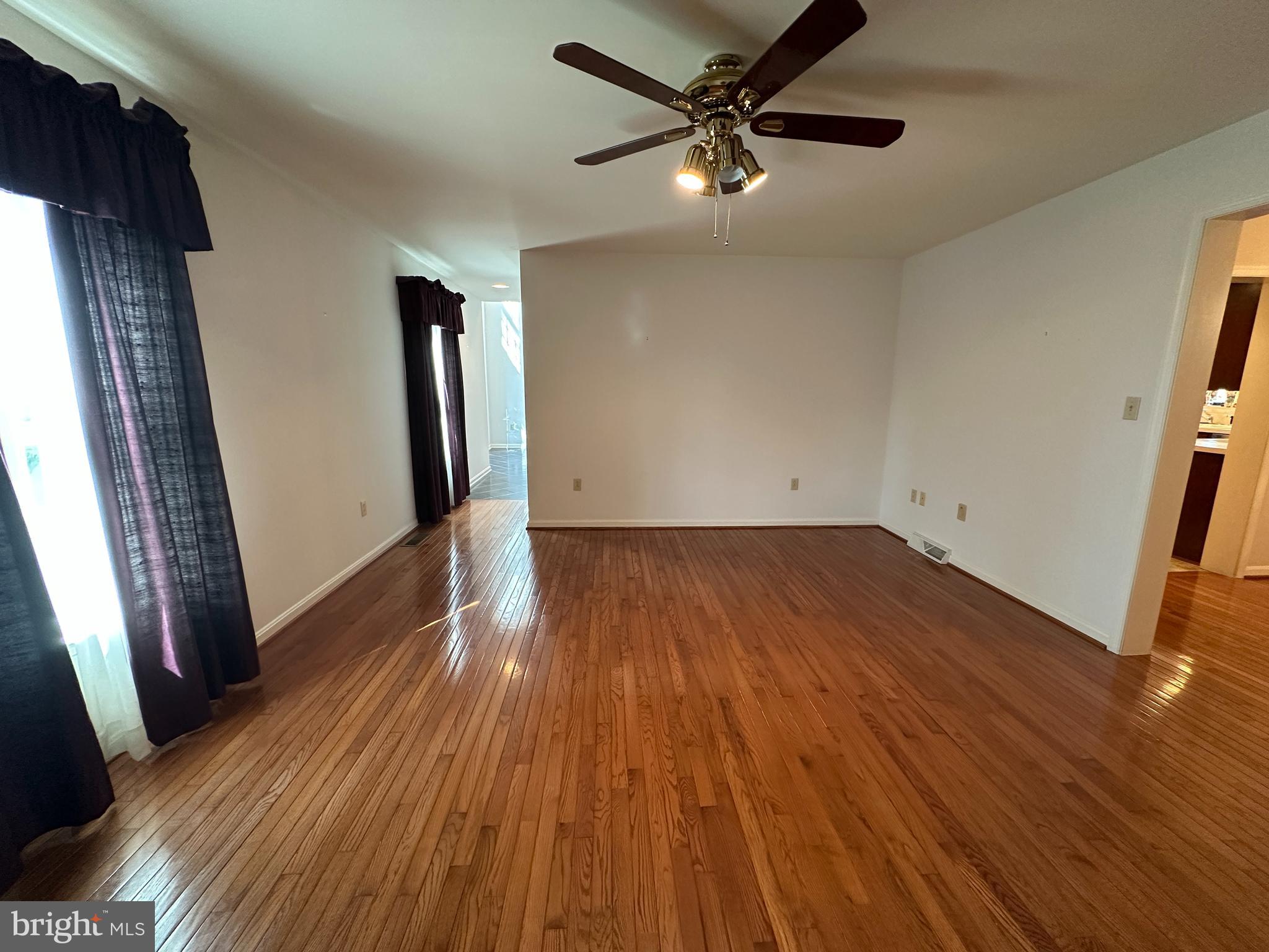 CLOVERTON - Residential