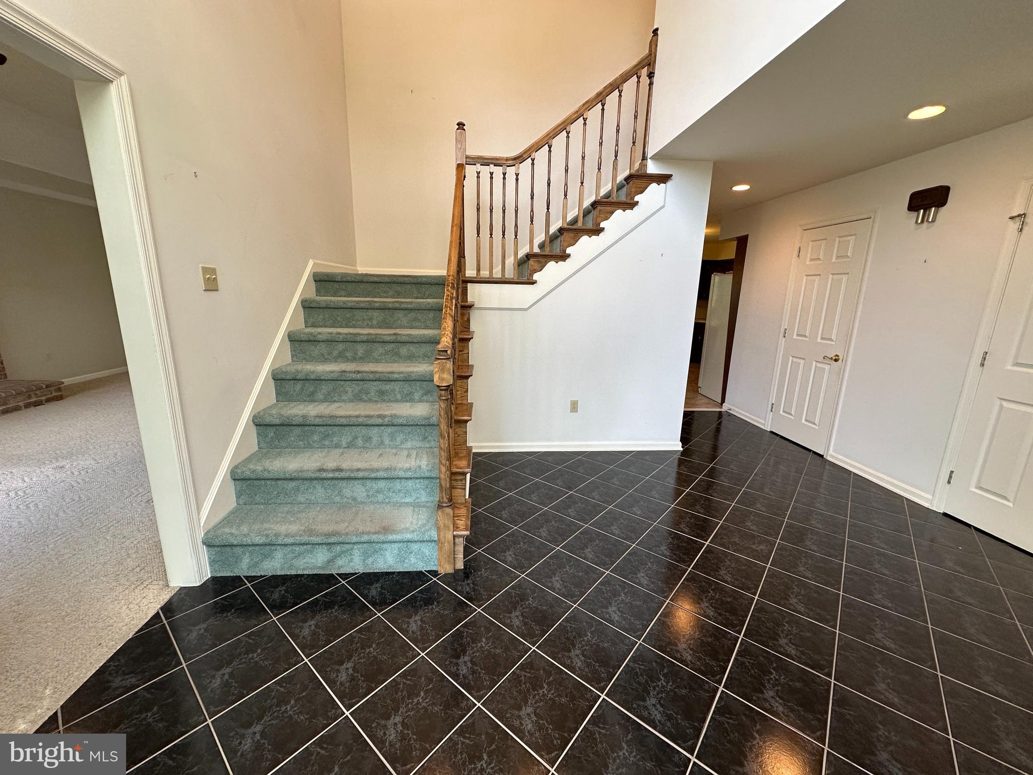 CLOVERTON - Residential