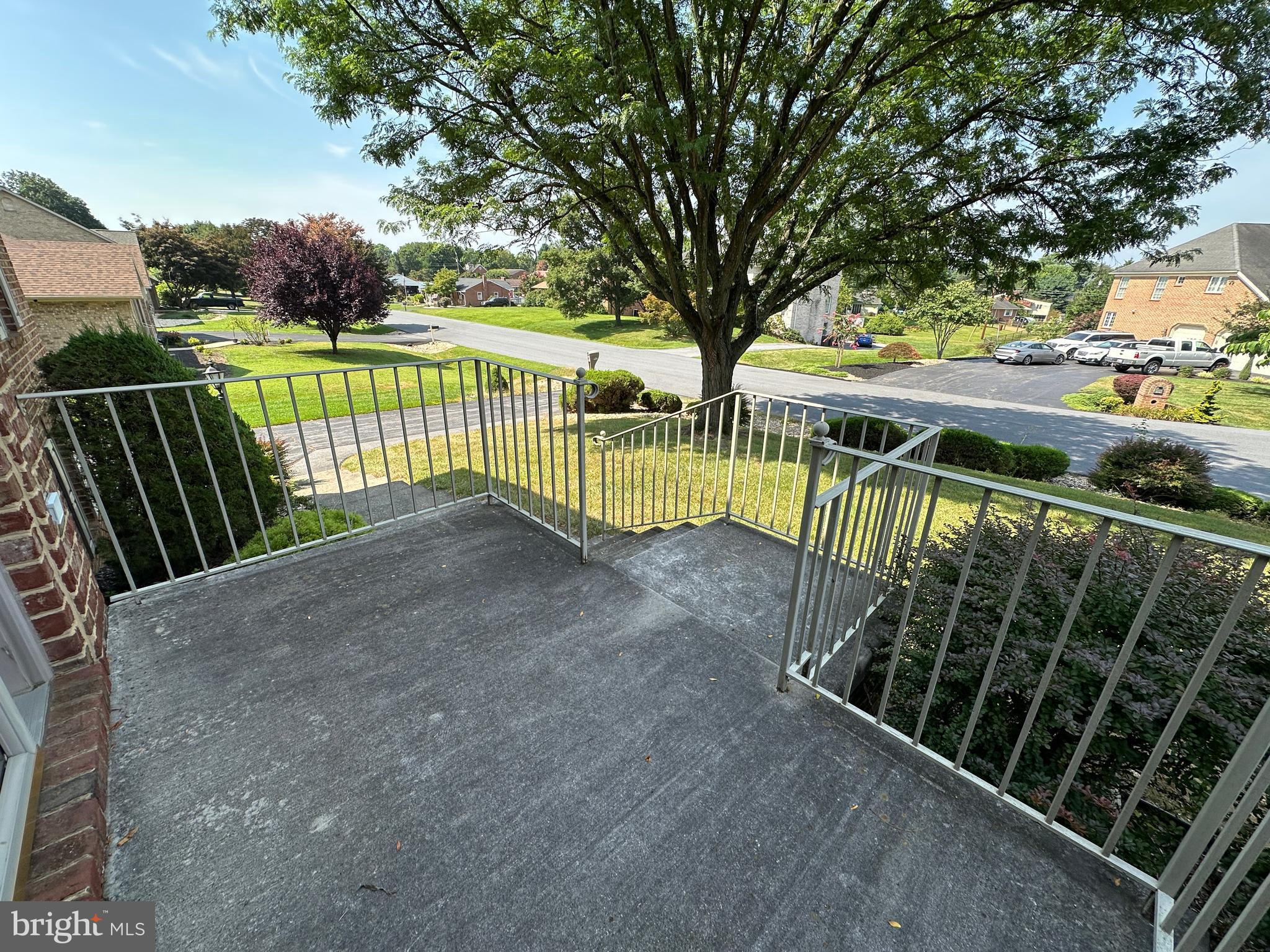 CLOVERTON - Residential