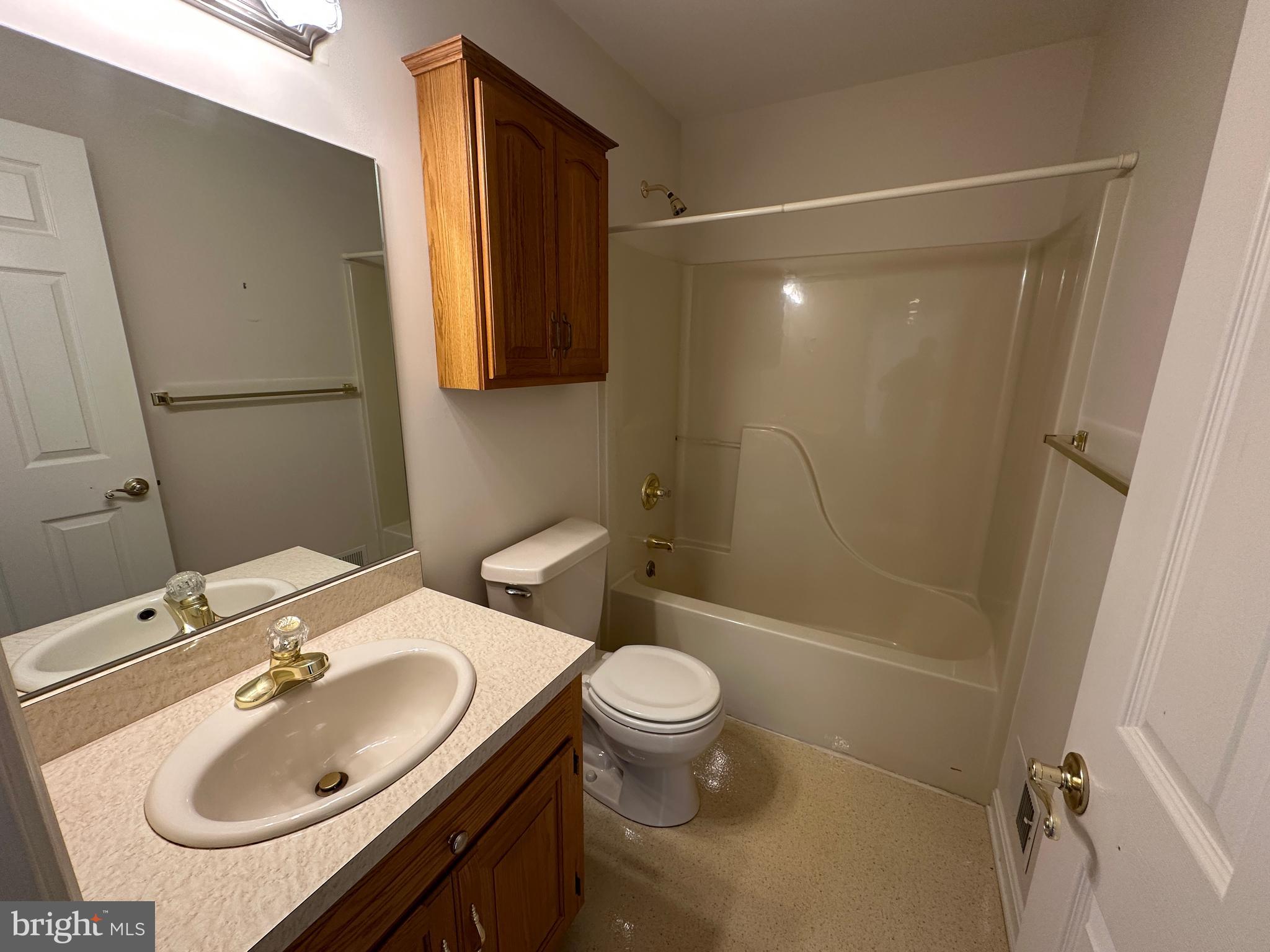 CLOVERTON - Residential