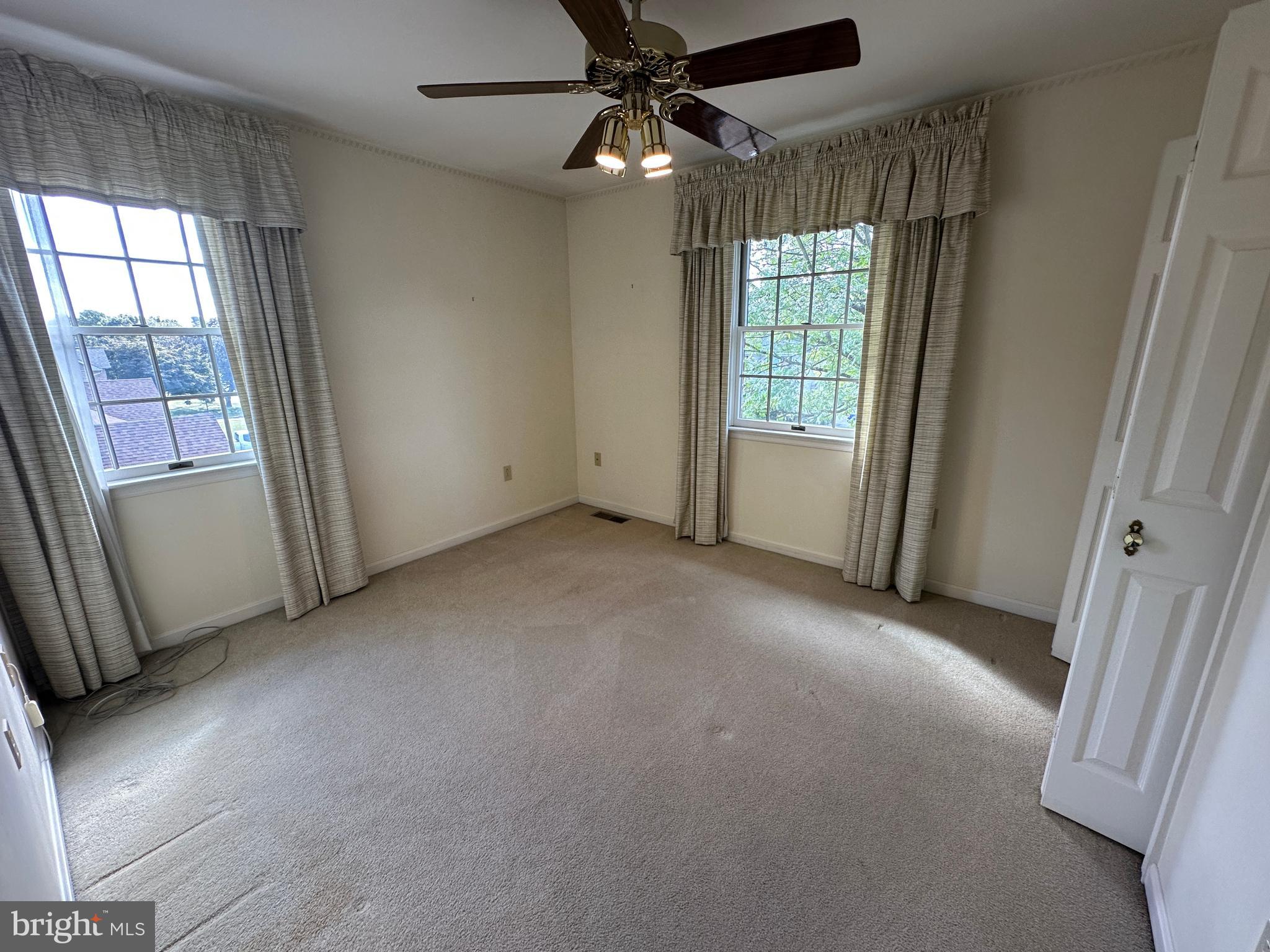 CLOVERTON - Residential