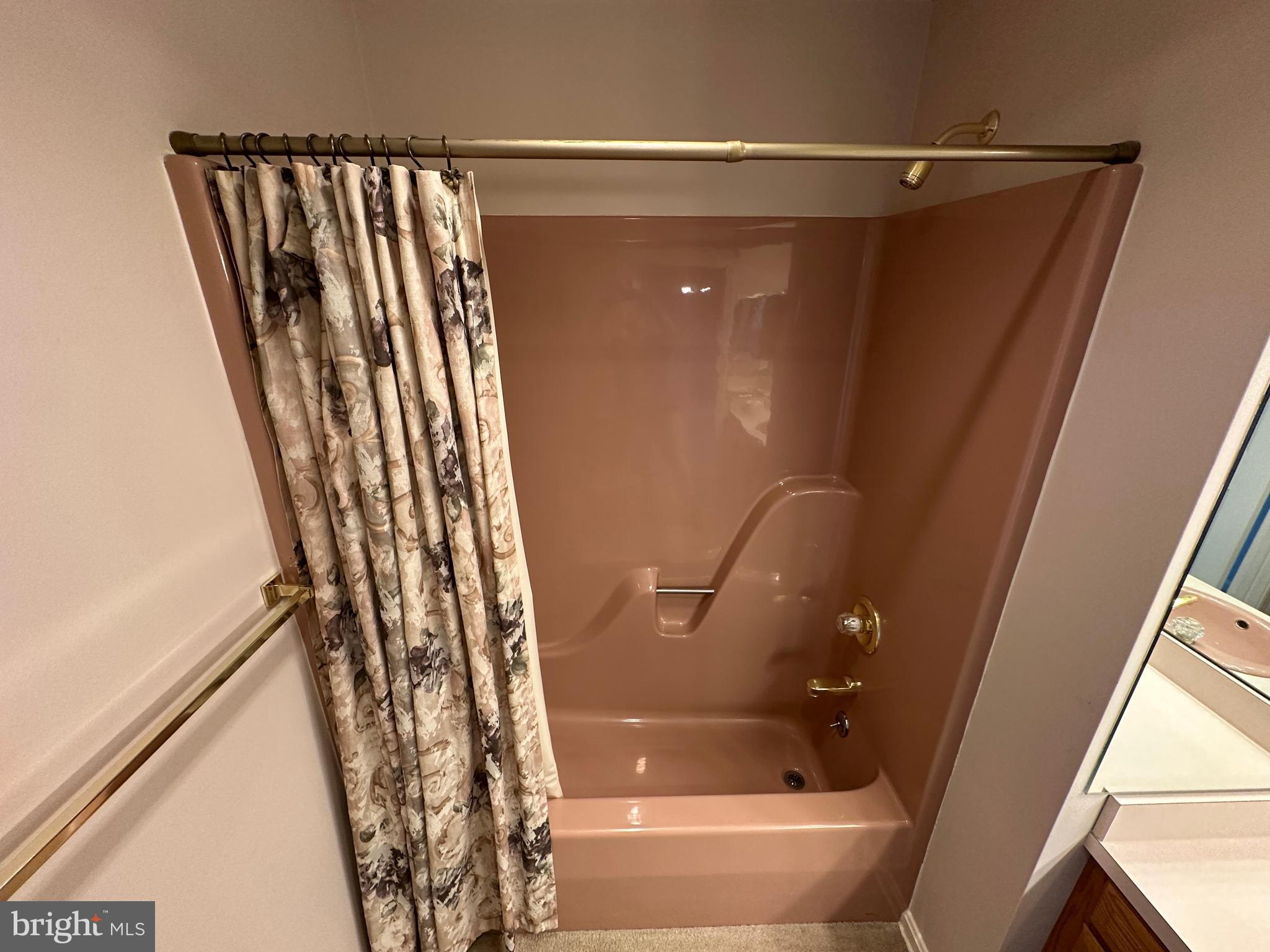 CLOVERTON - Residential