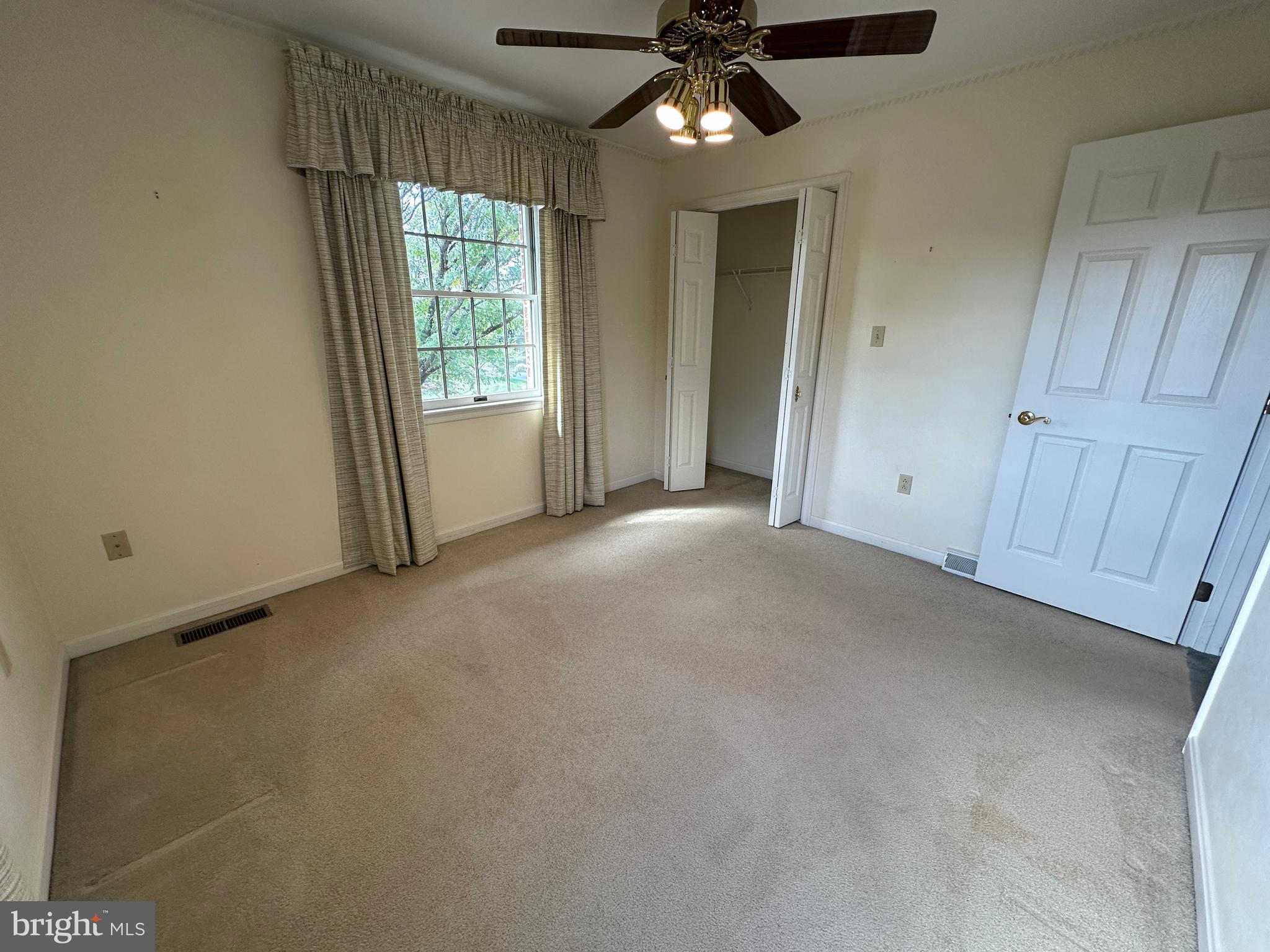 CLOVERTON - Residential