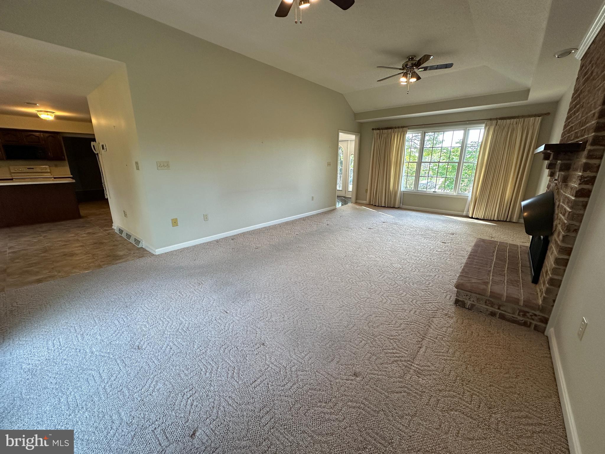 CLOVERTON - Residential