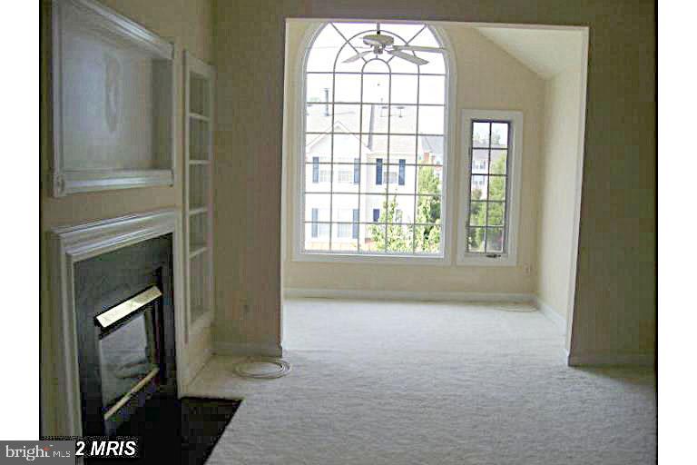 HIGHLAND AT GUNSTON CORNER - Residential Lease