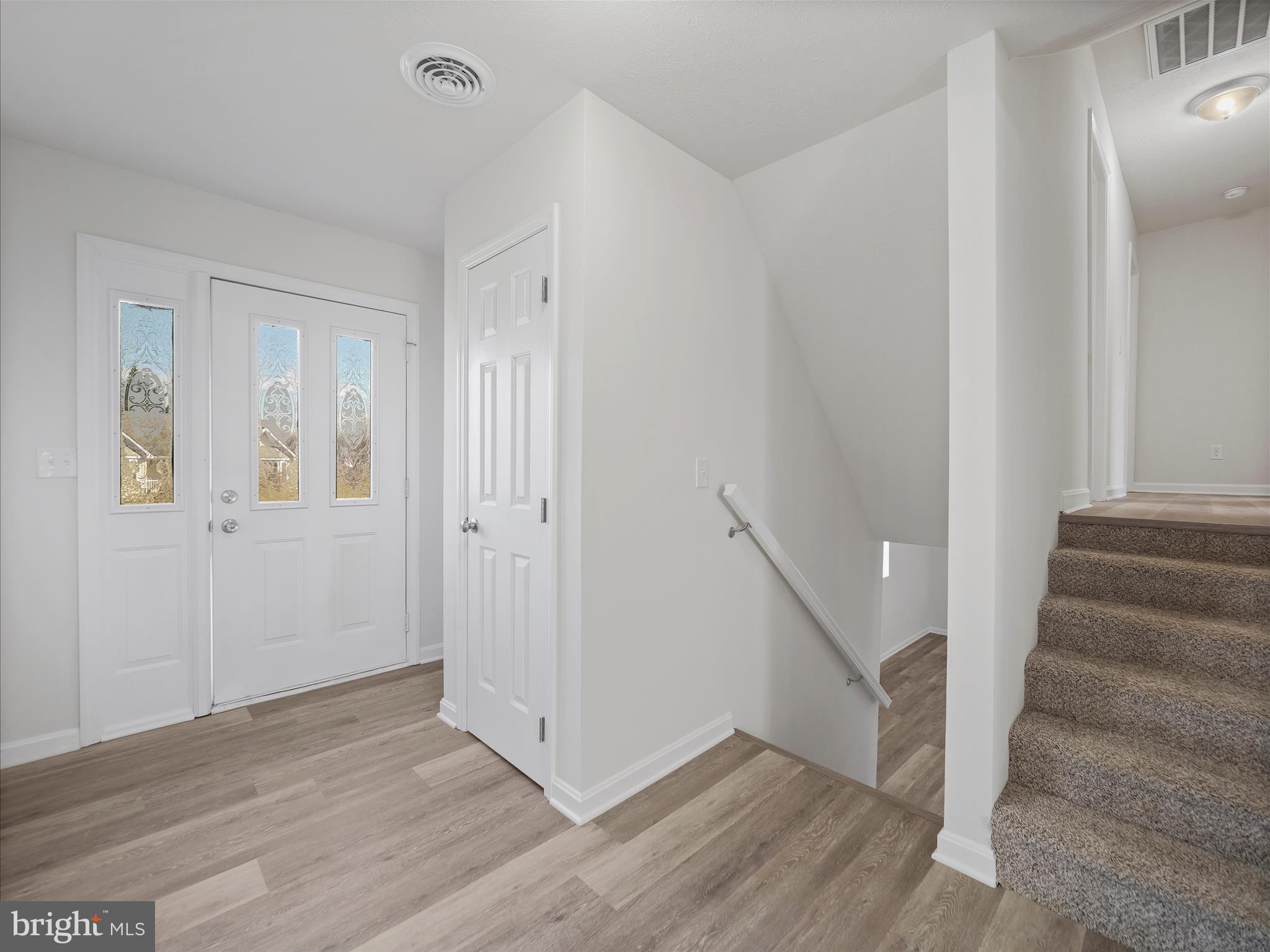 FORT HILL FARMS - Residential