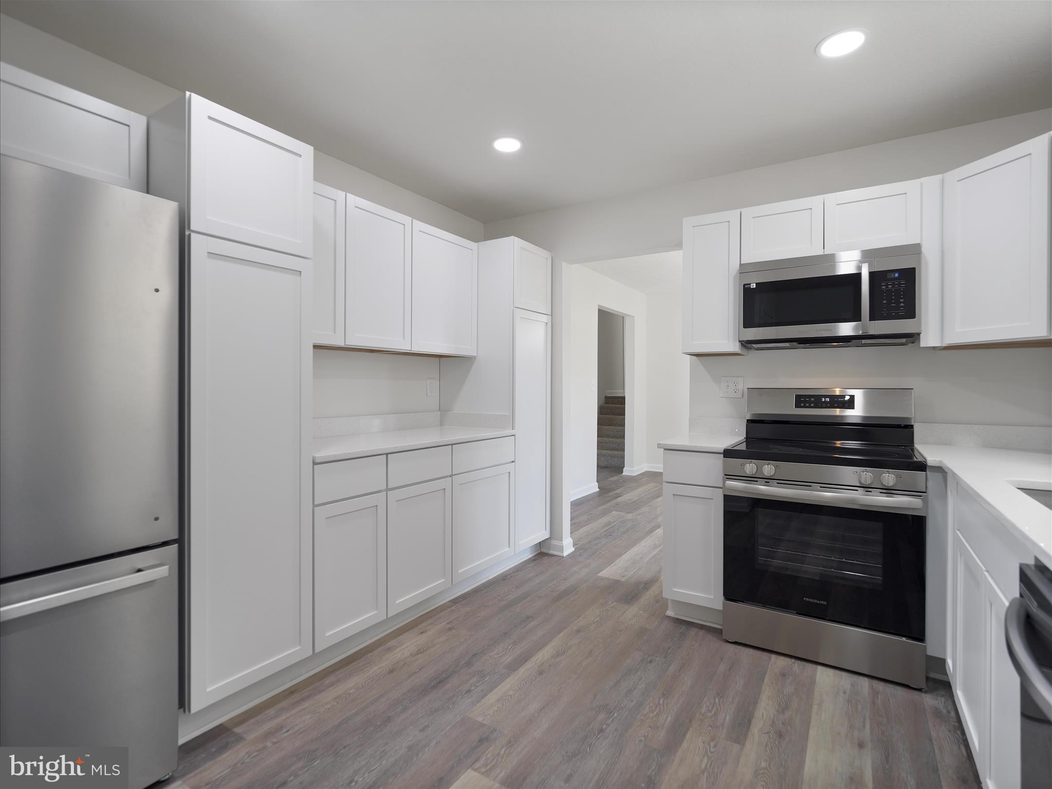 FORT HILL FARMS - Residential