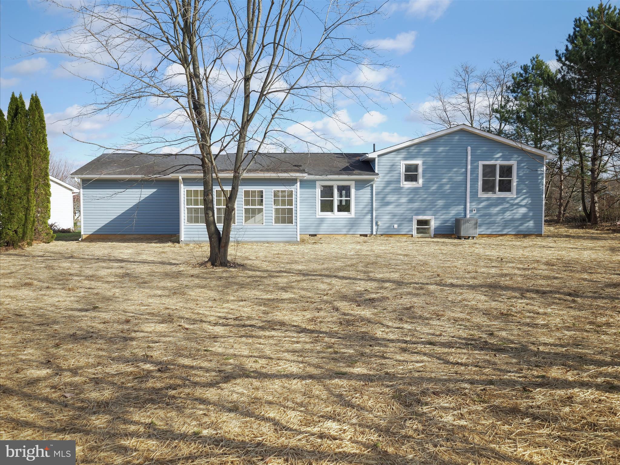 FORT HILL FARMS - Residential