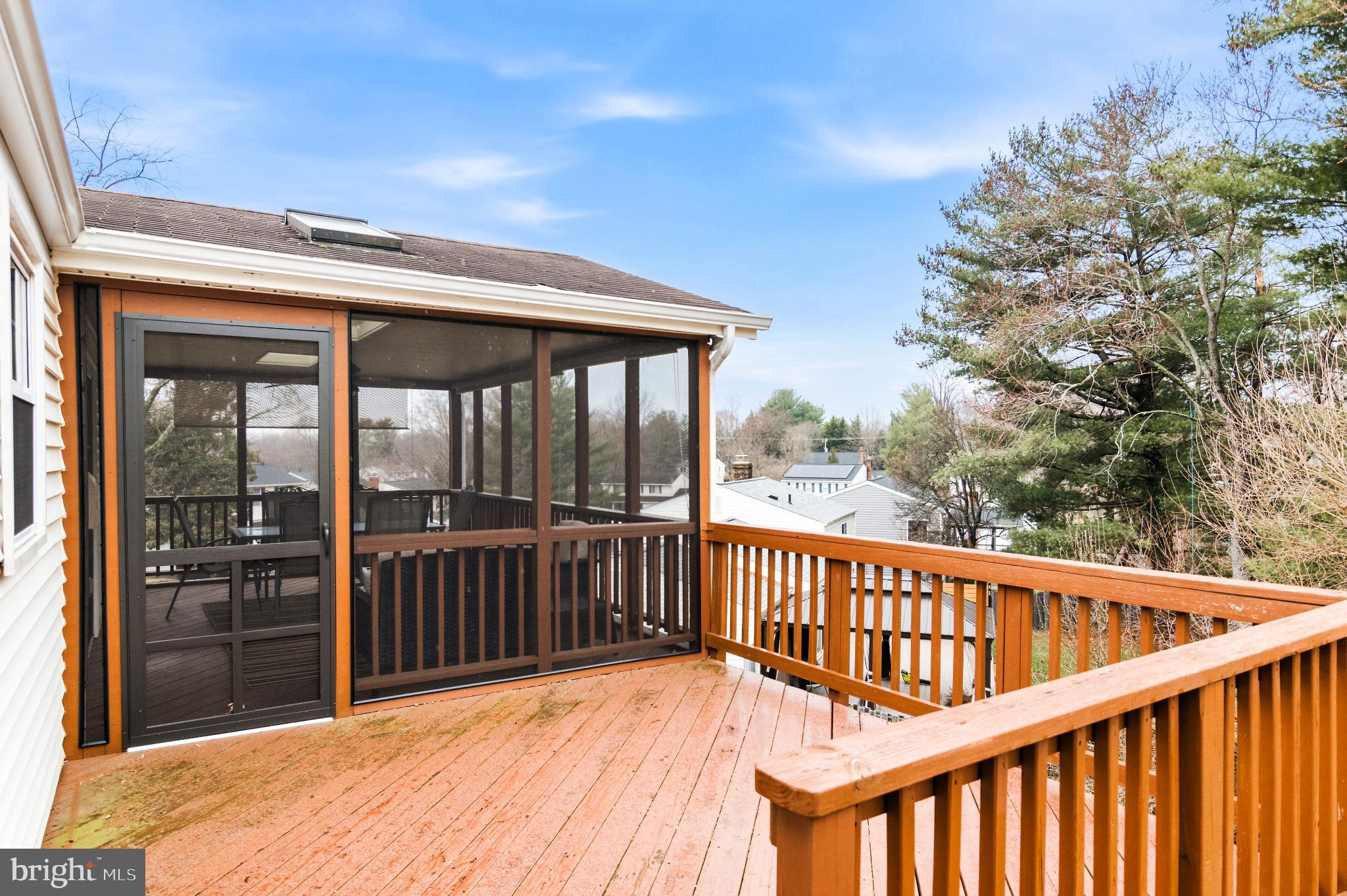 EDGELEA WOODS - Residential