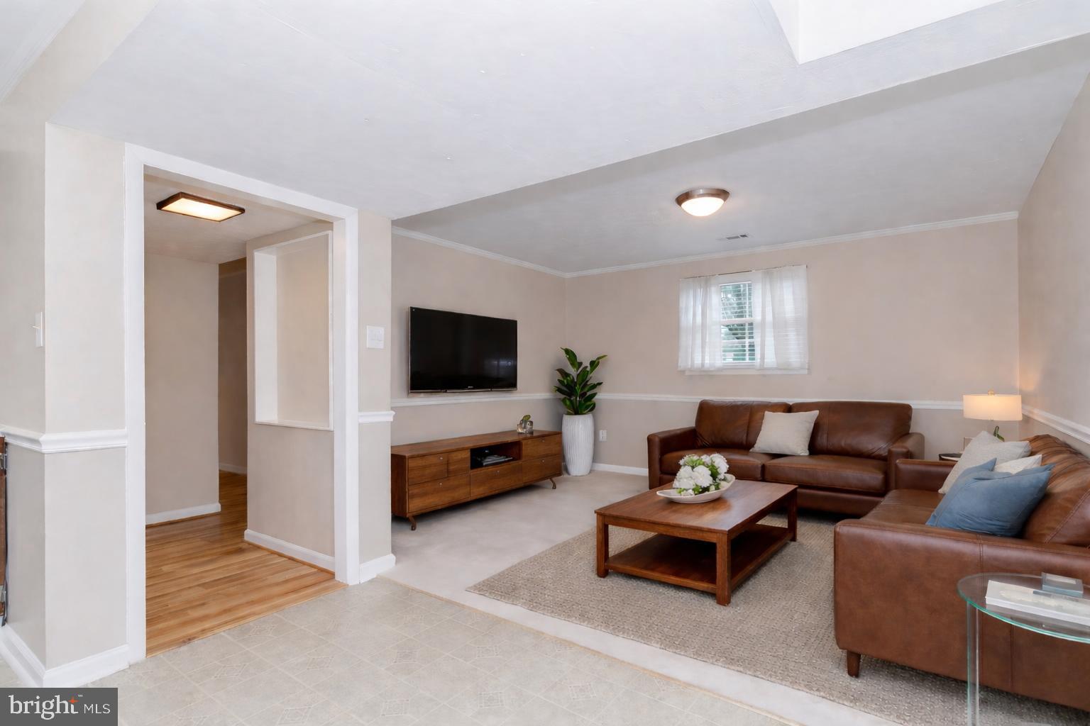 EDGELEA WOODS - Residential