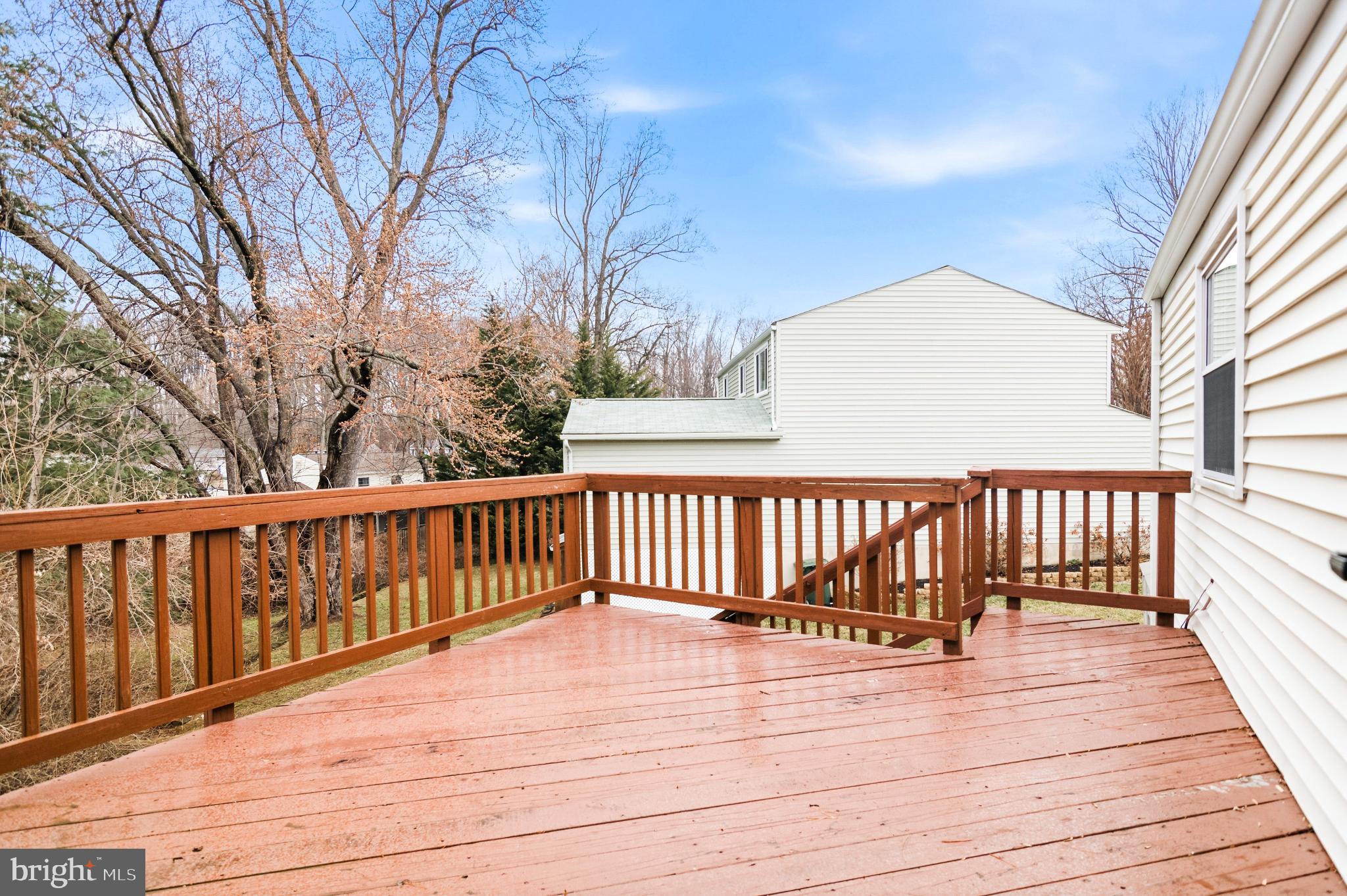 EDGELEA WOODS - Residential