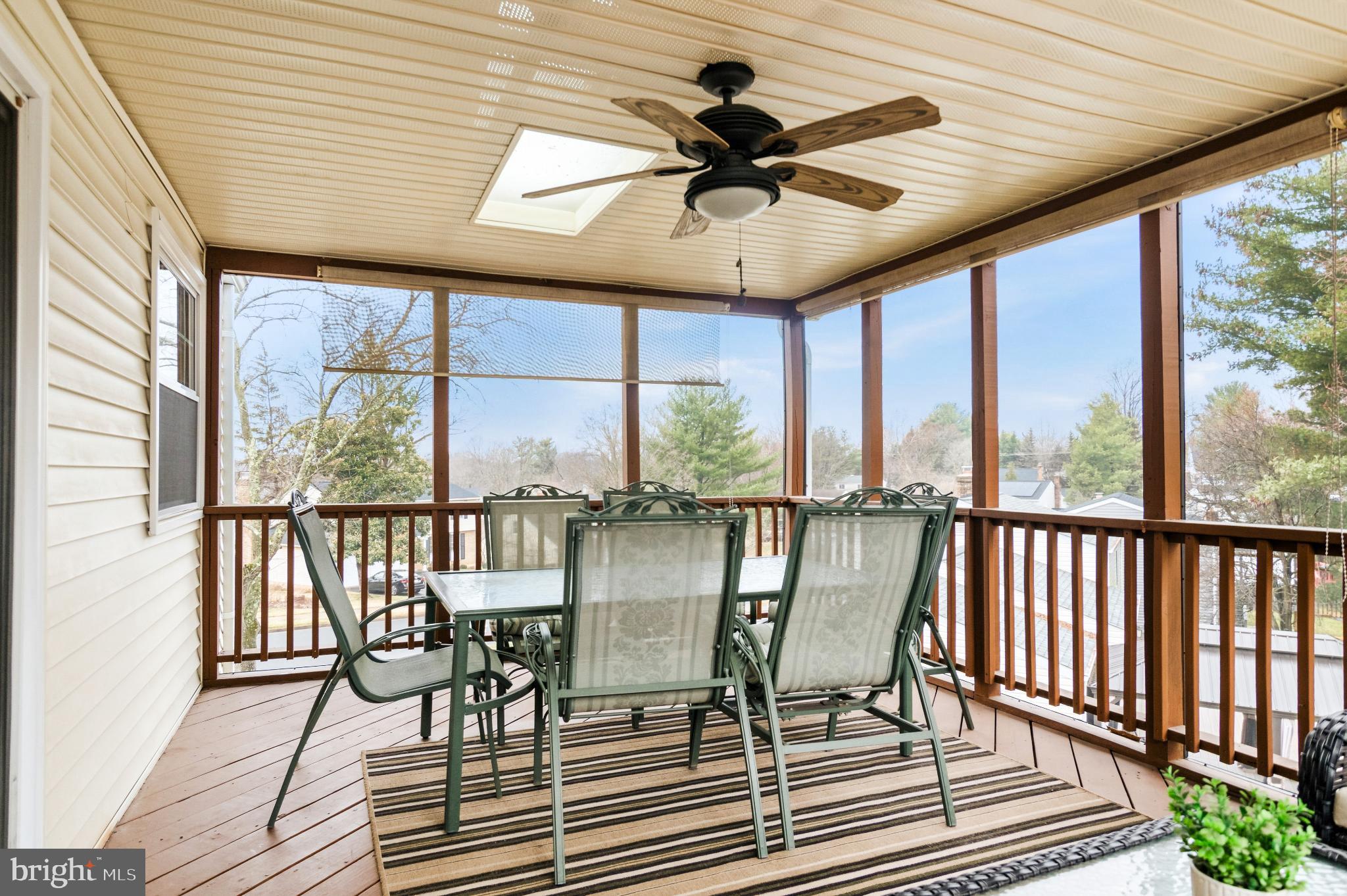 EDGELEA WOODS - Residential