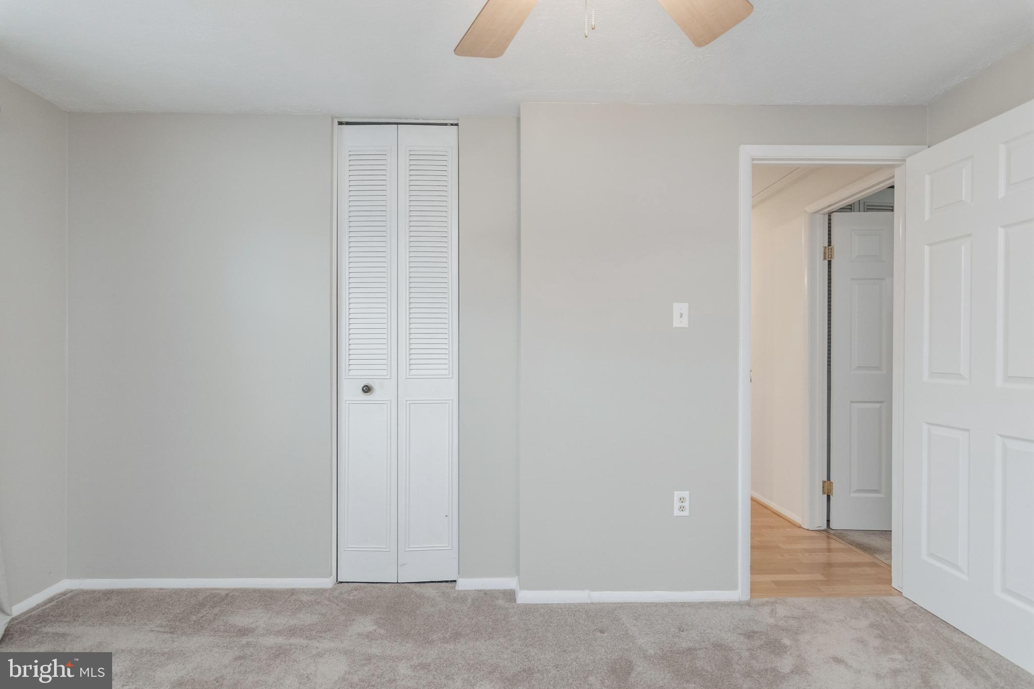 EDGELEA WOODS - Residential