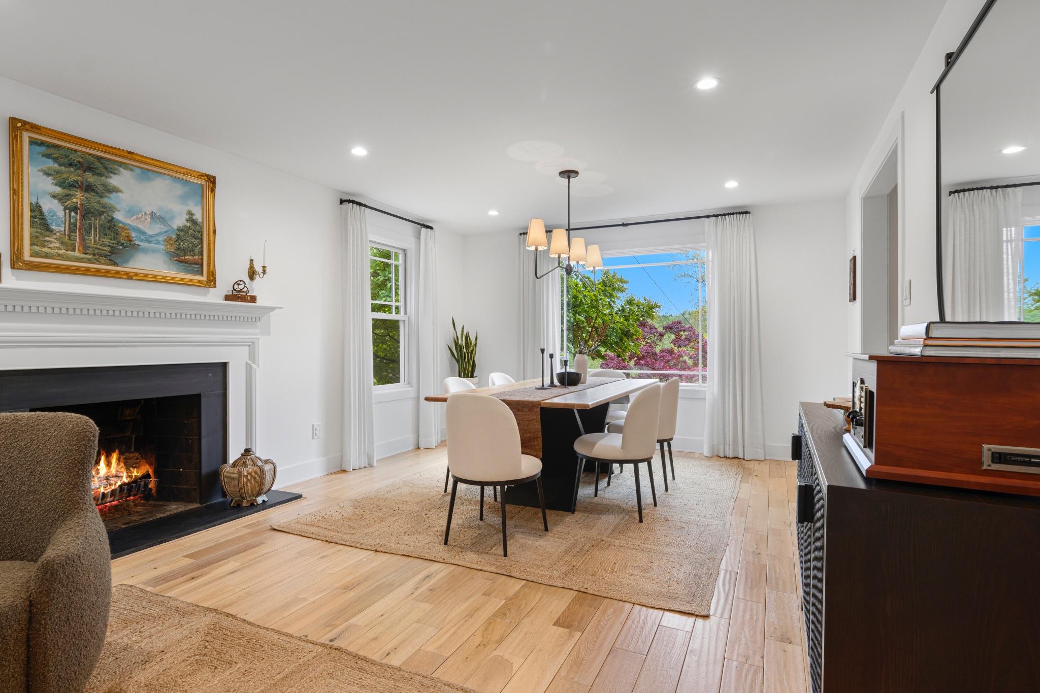 GLADWYNE - Residential