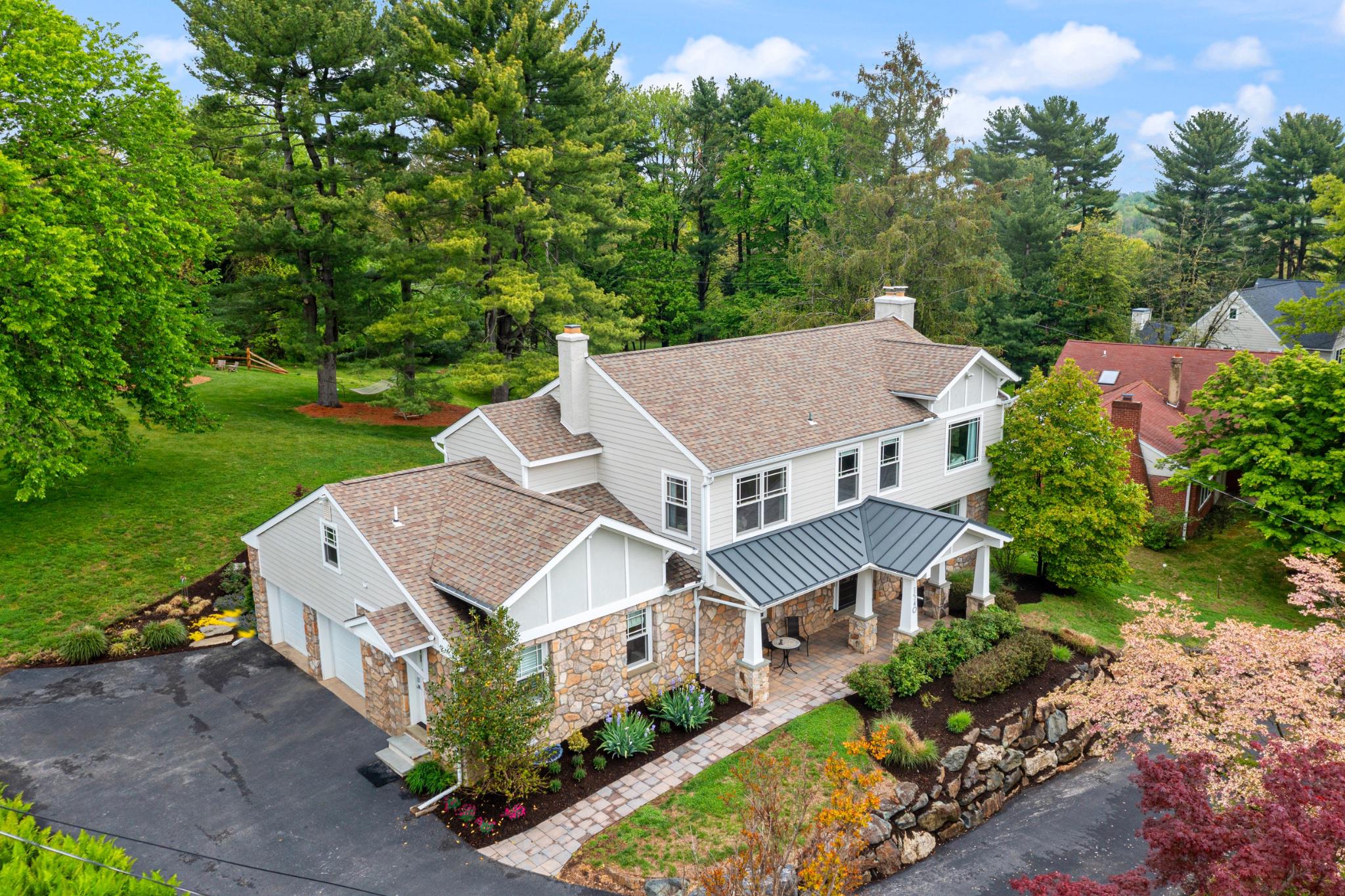 GLADWYNE - Residential