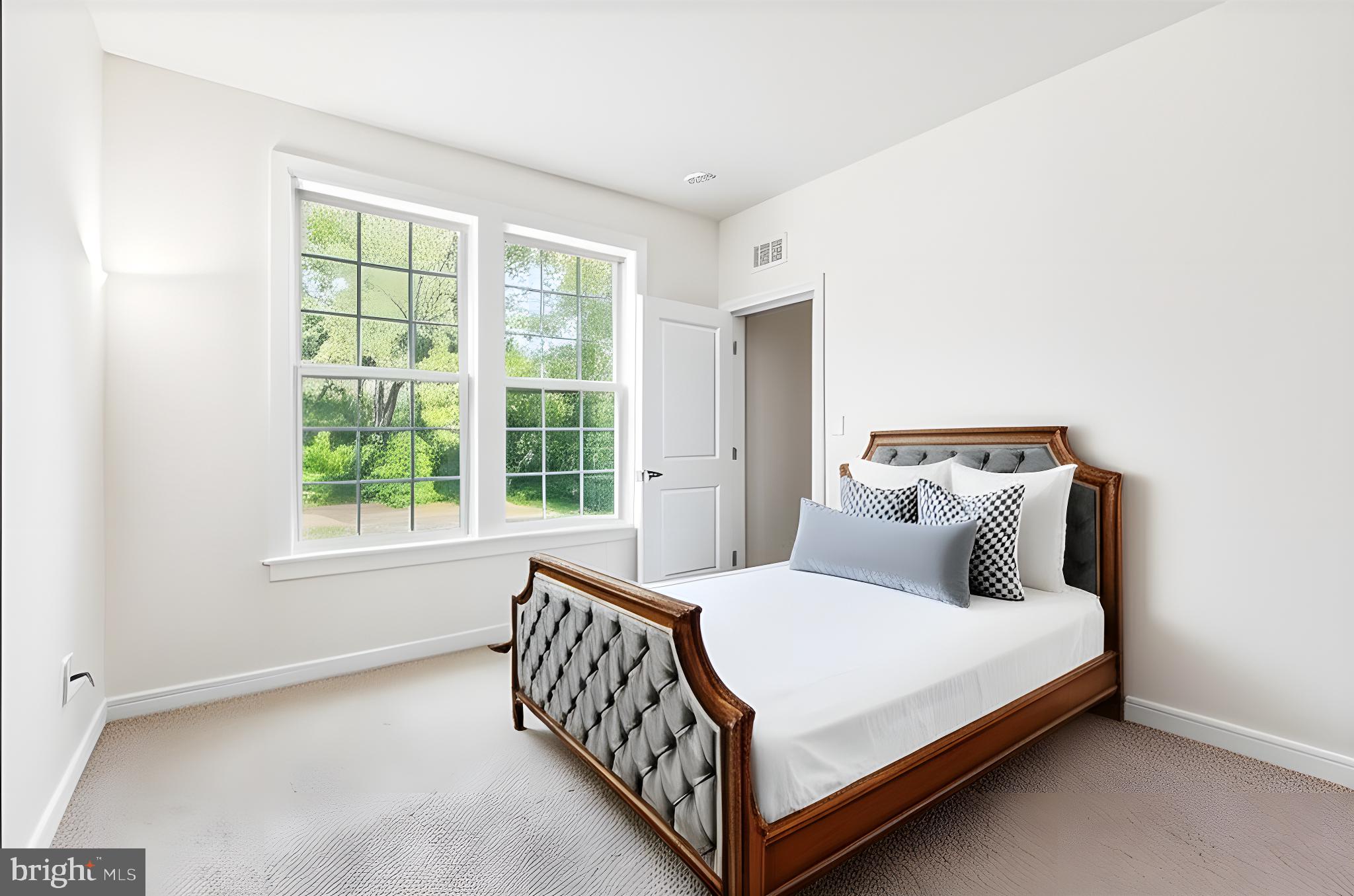 TUSCARORA CREEK - Residential