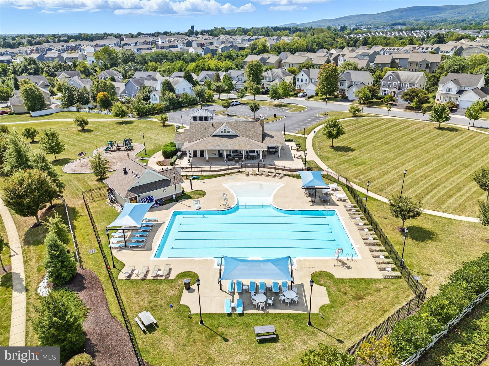 TUSCARORA CREEK - Residential