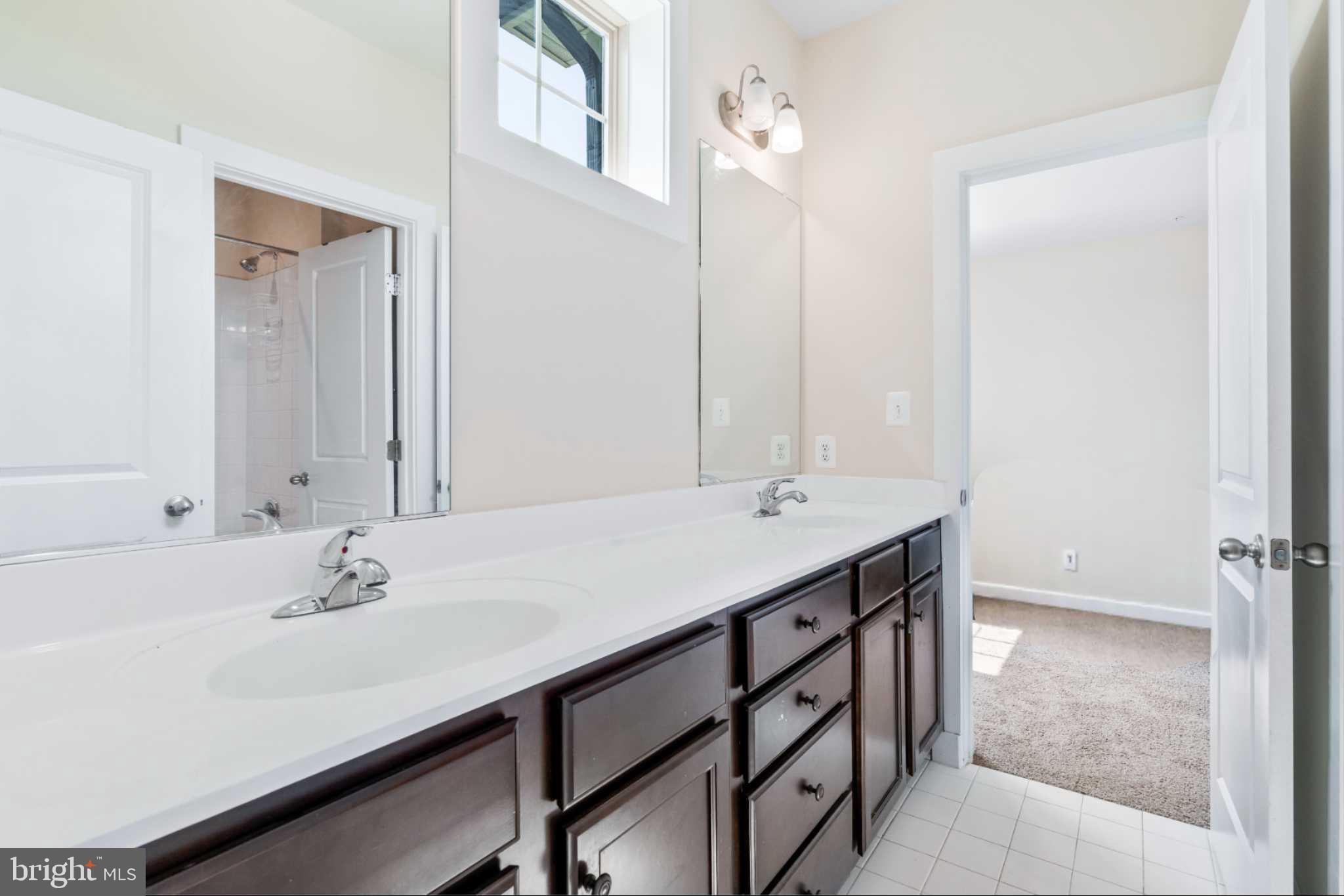 TUSCARORA CREEK - Residential