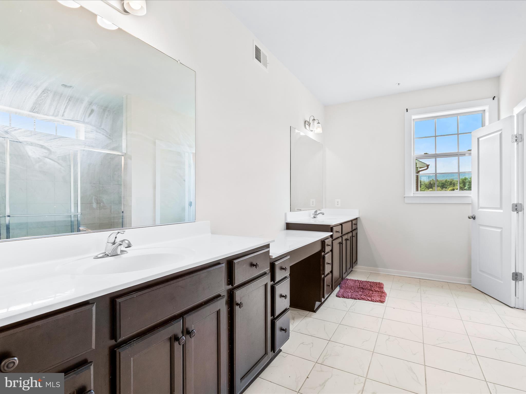 TUSCARORA CREEK - Residential