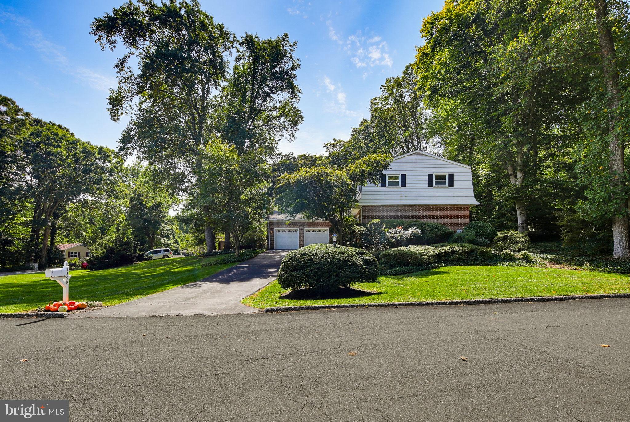 1598 CHOCATAW ROAD