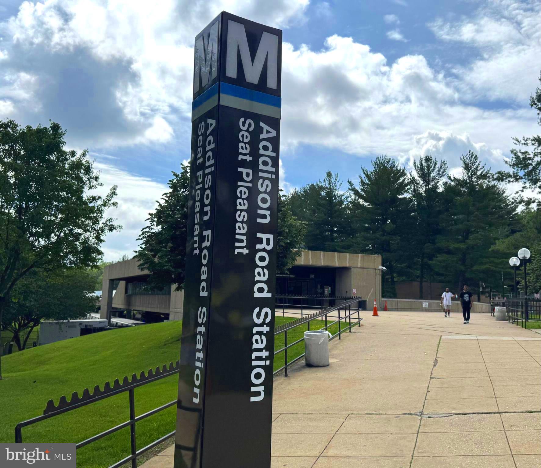 CENTRAL PARK CONDO - Residential