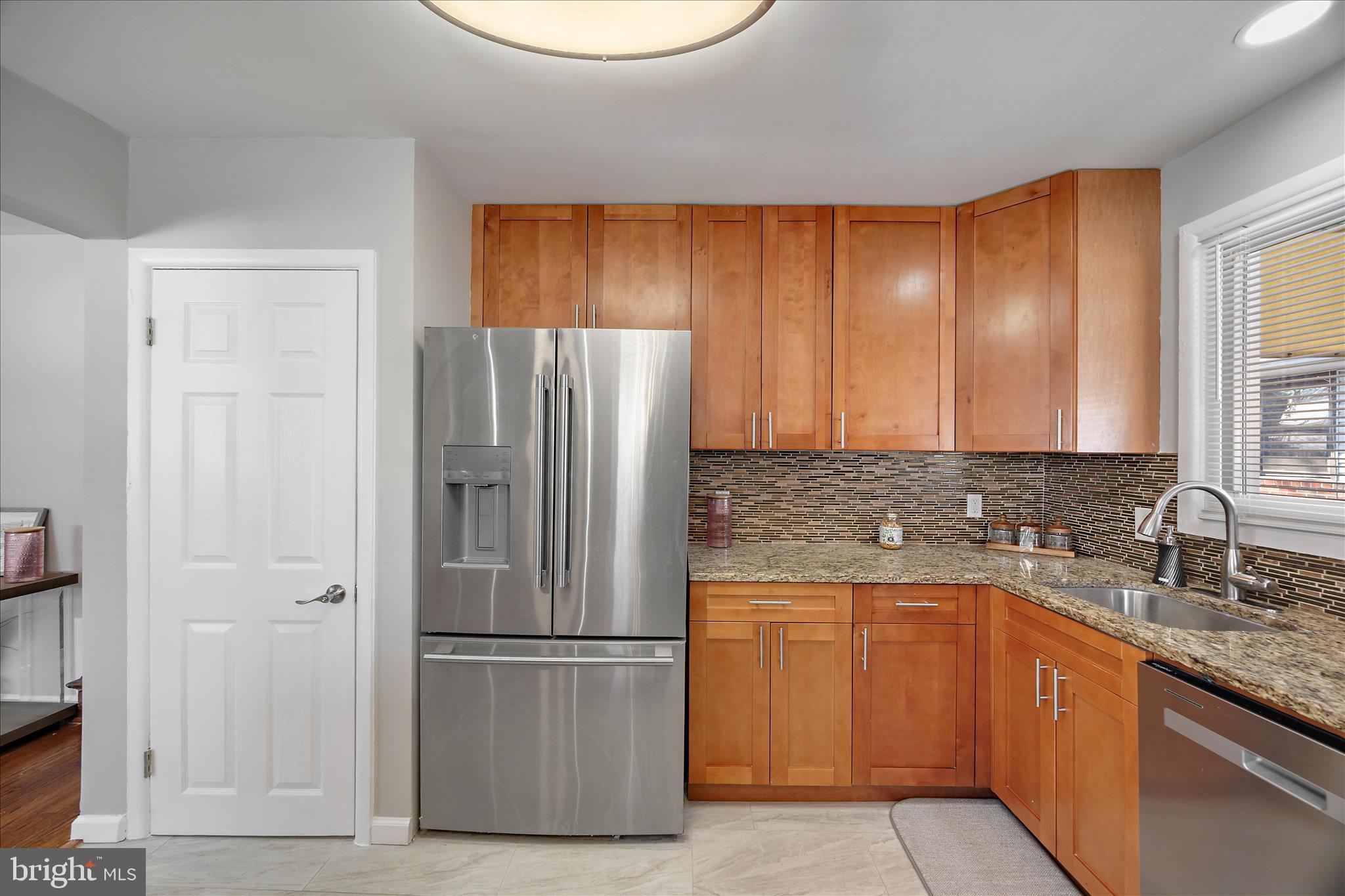 OAK COURT - Residential