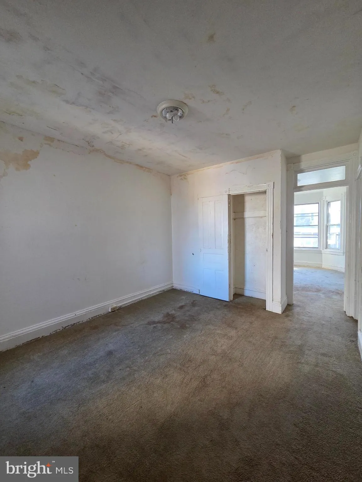 Reading, Pennsylvania 19604, United States, 5 Bedrooms Bedrooms, ,1 BathroomBathrooms,Residential,Active,229476