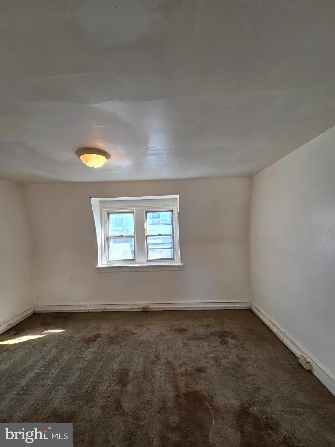 Reading, Pennsylvania 19604, United States, 5 Bedrooms Bedrooms, ,1 BathroomBathrooms,Residential,Active,229476