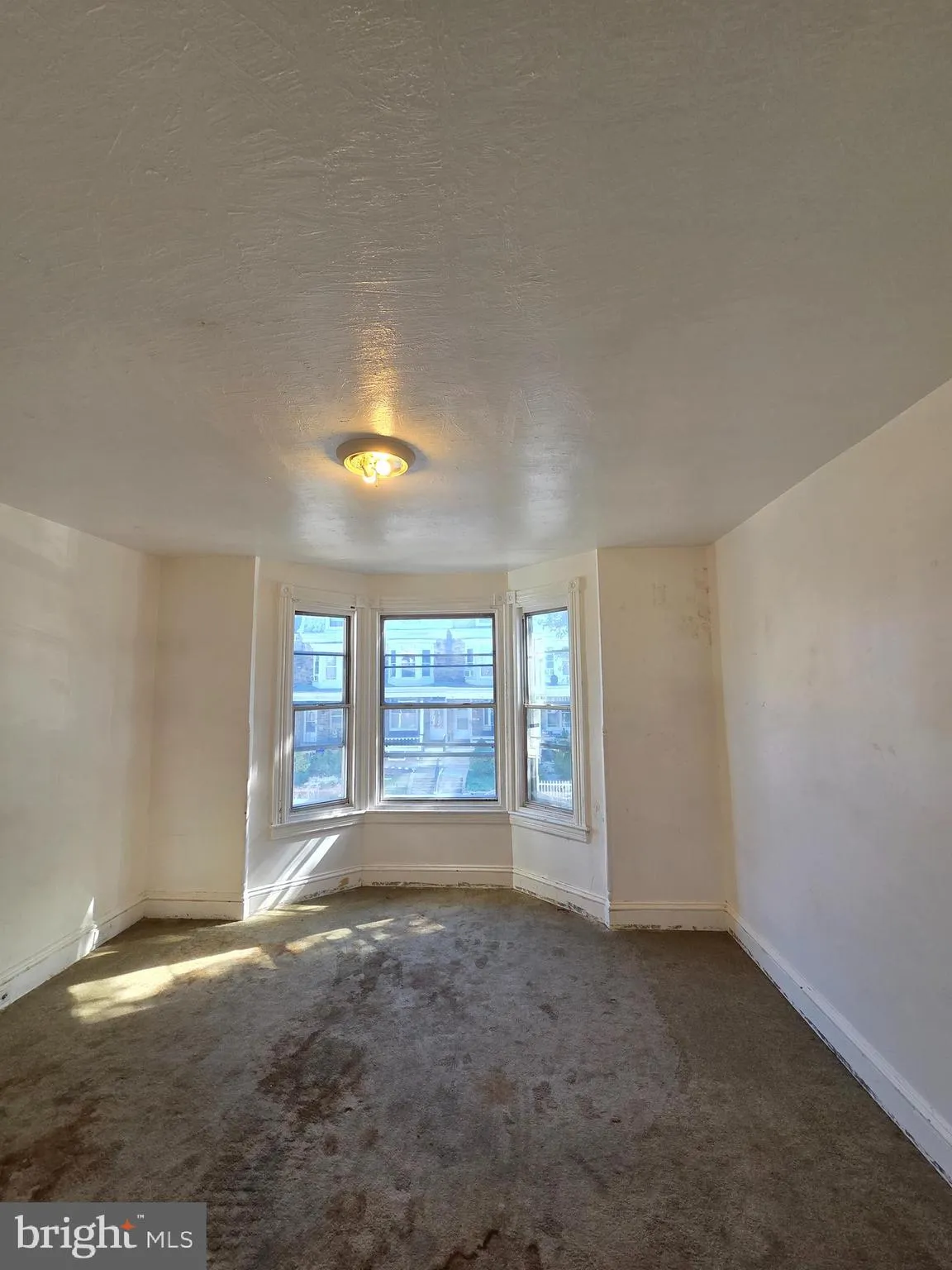 Reading, Pennsylvania 19604, United States, 5 Bedrooms Bedrooms, ,1 BathroomBathrooms,Residential,Active,229476