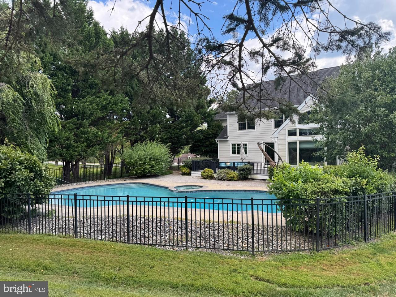 BAINBRIDGE - Residential