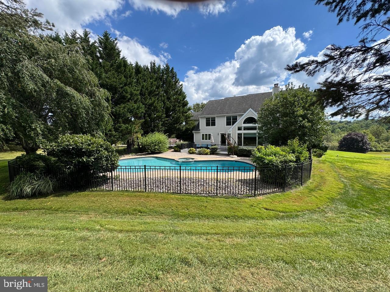 BAINBRIDGE - Residential