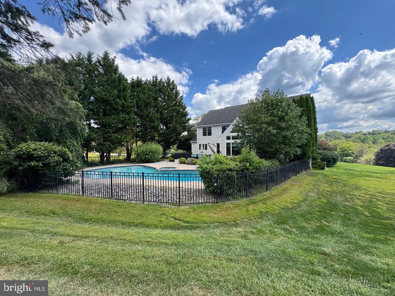 BAINBRIDGE - Residential