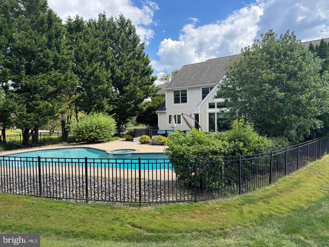 BAINBRIDGE - Residential