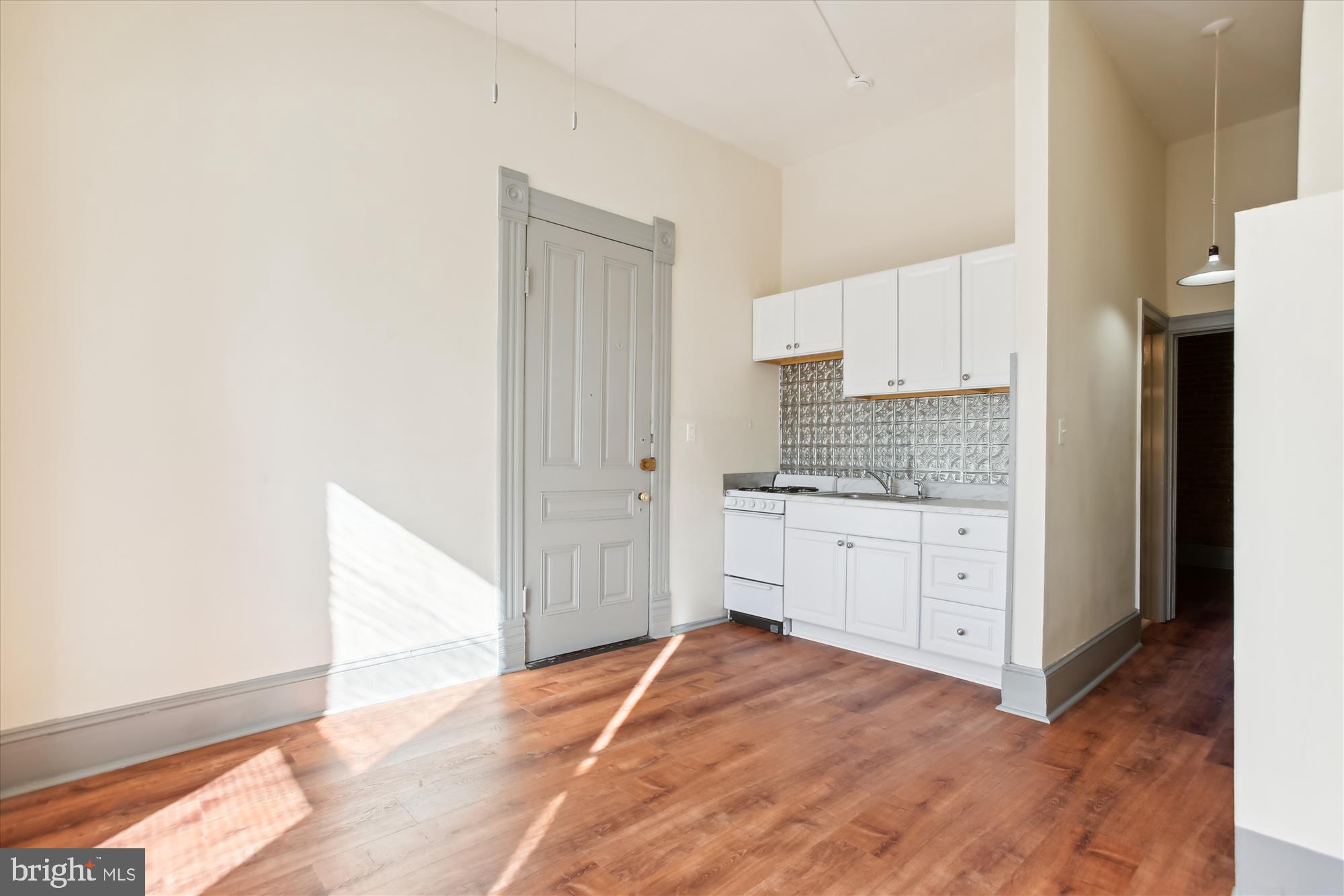 OLD TOWN ALEXANDRIA - Residential Lease