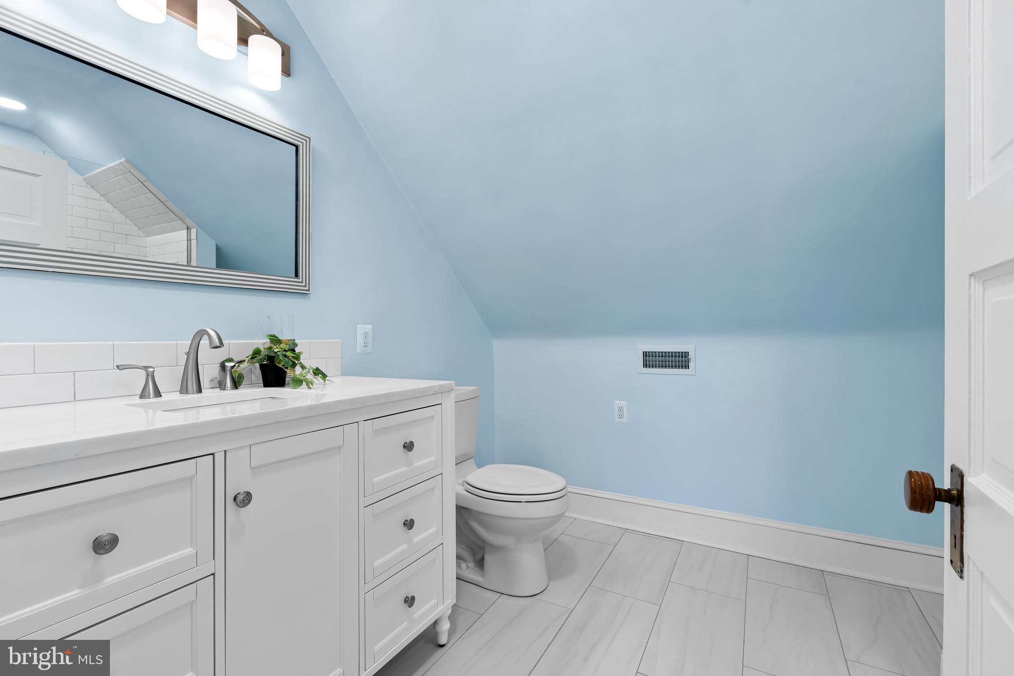 ROLAND PARK - Residential