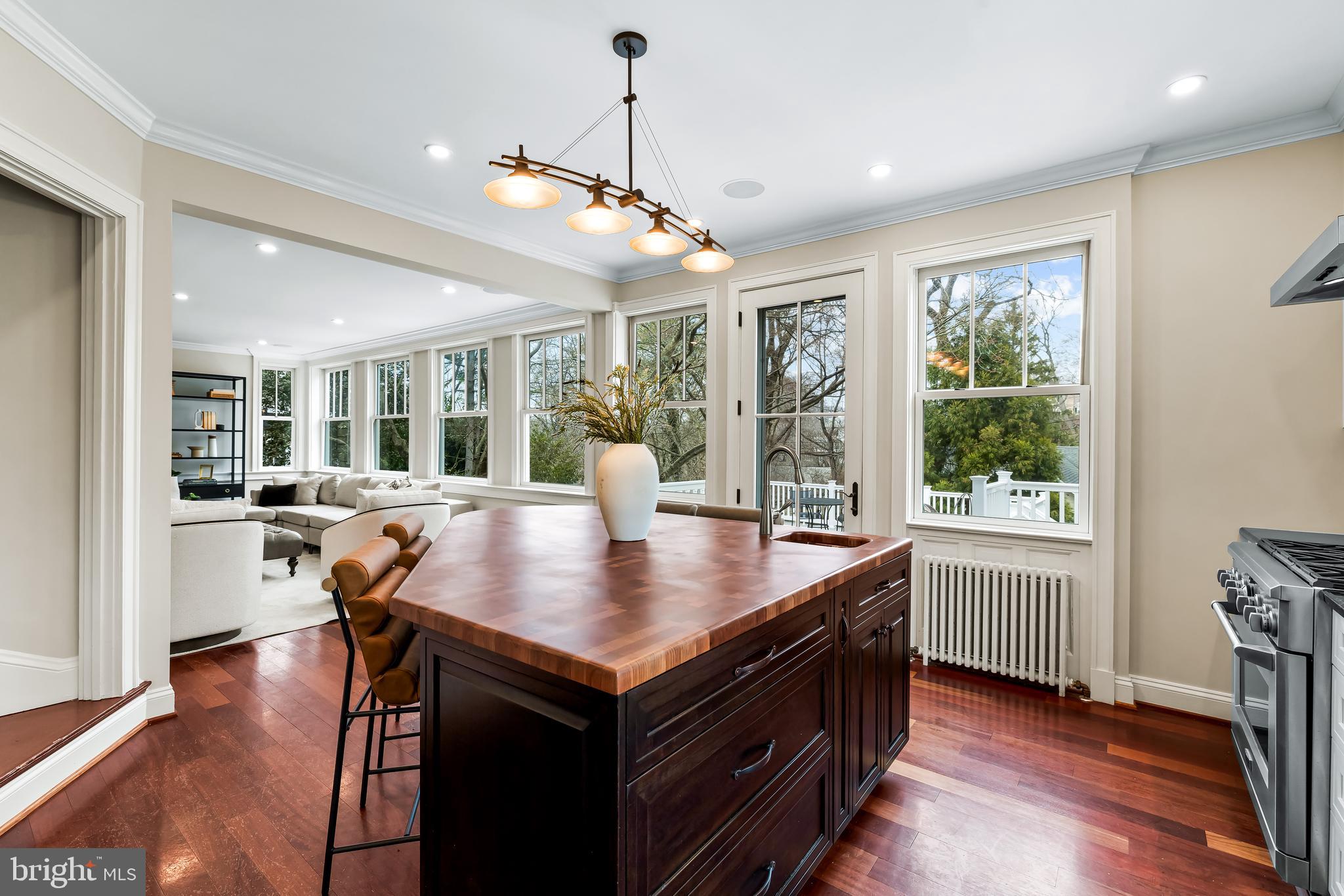 ROLAND PARK - Residential