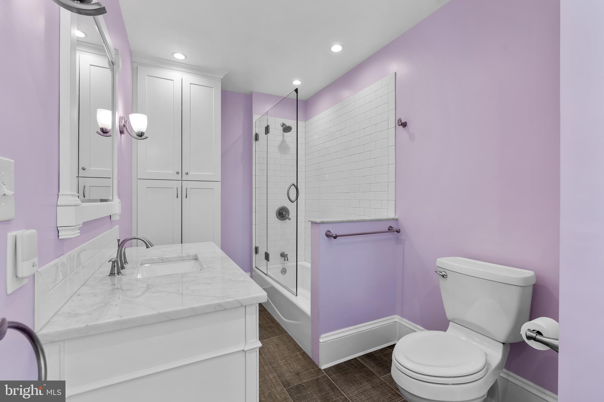 ROLAND PARK - Residential