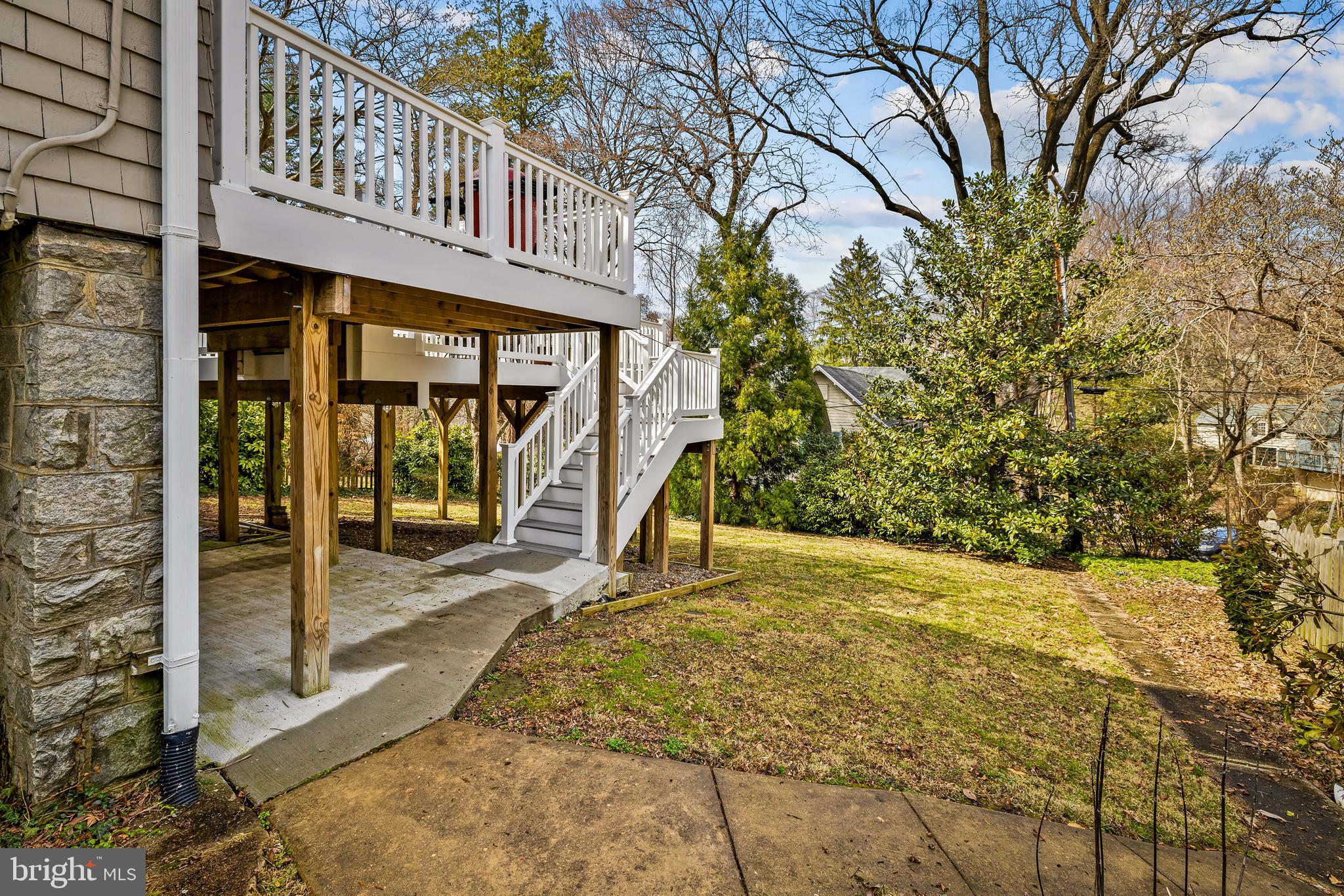 ROLAND PARK - Residential