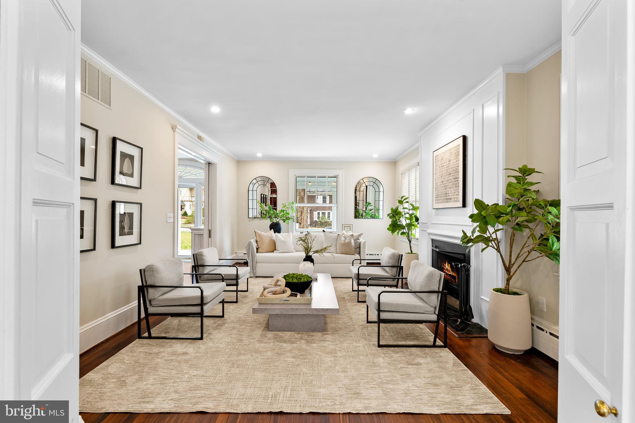 ROLAND PARK - Residential