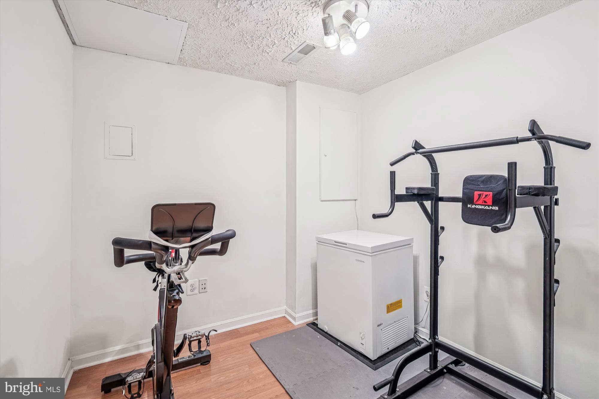 BRIGHTFIELD - Residential