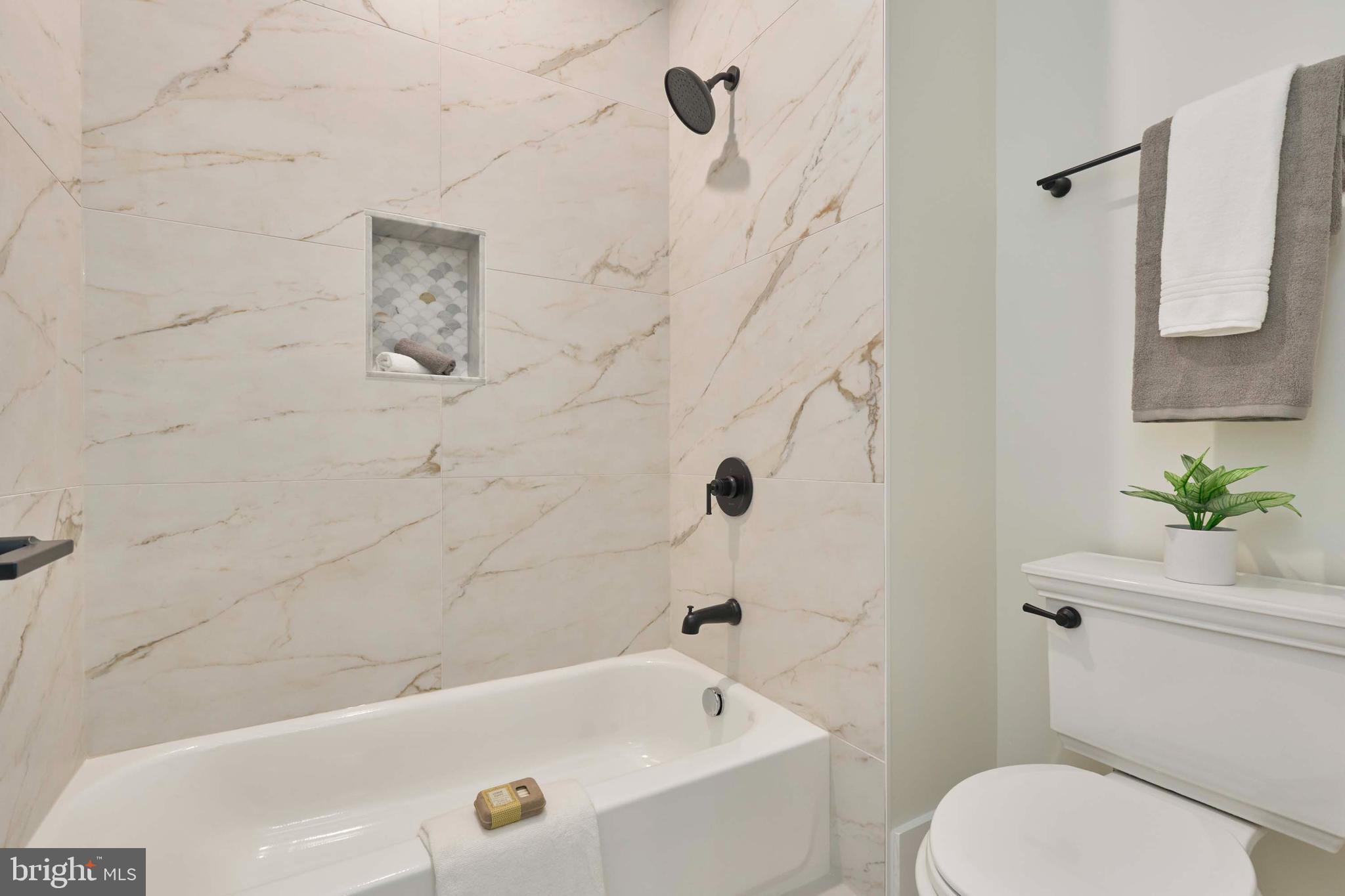 VIENNA WOODS - Residential