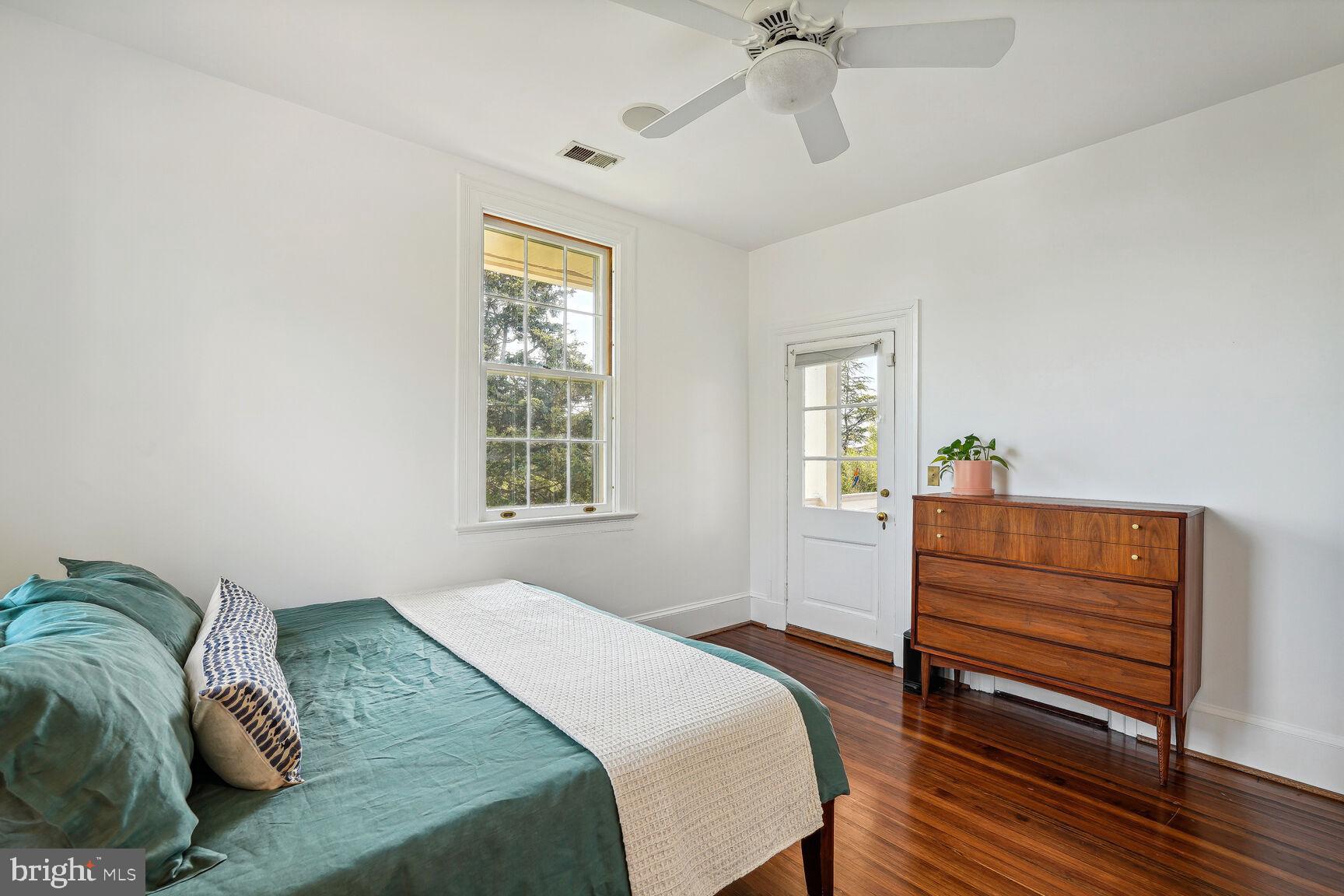 BRADDOCK HEIGHTS - Residential