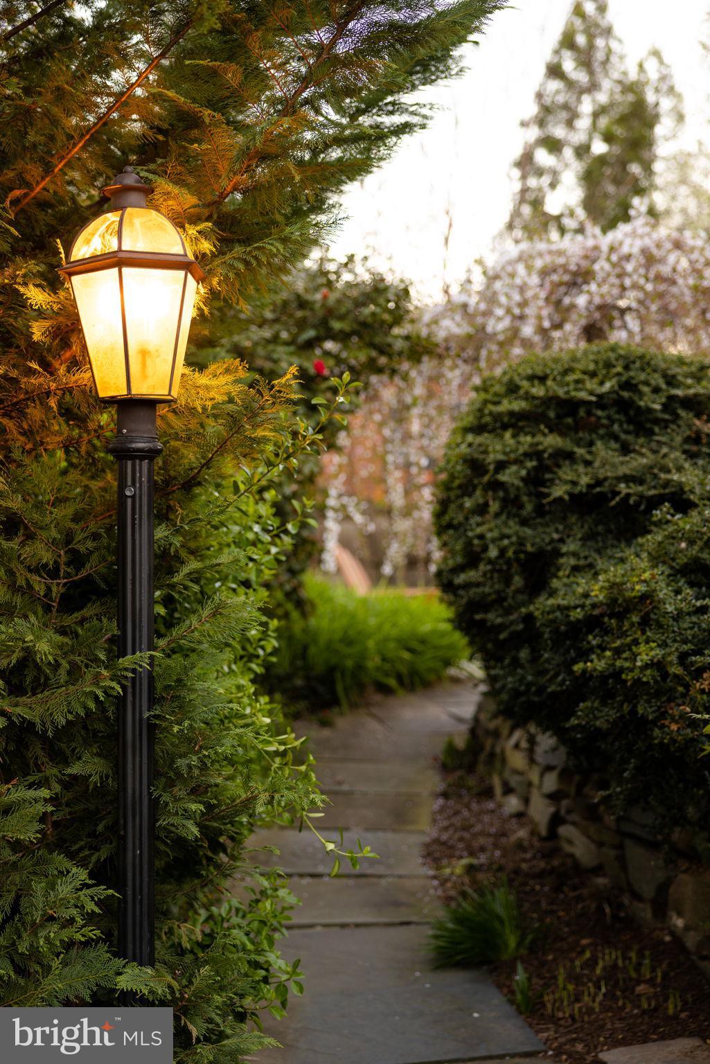 BRADDOCK HEIGHTS - Residential