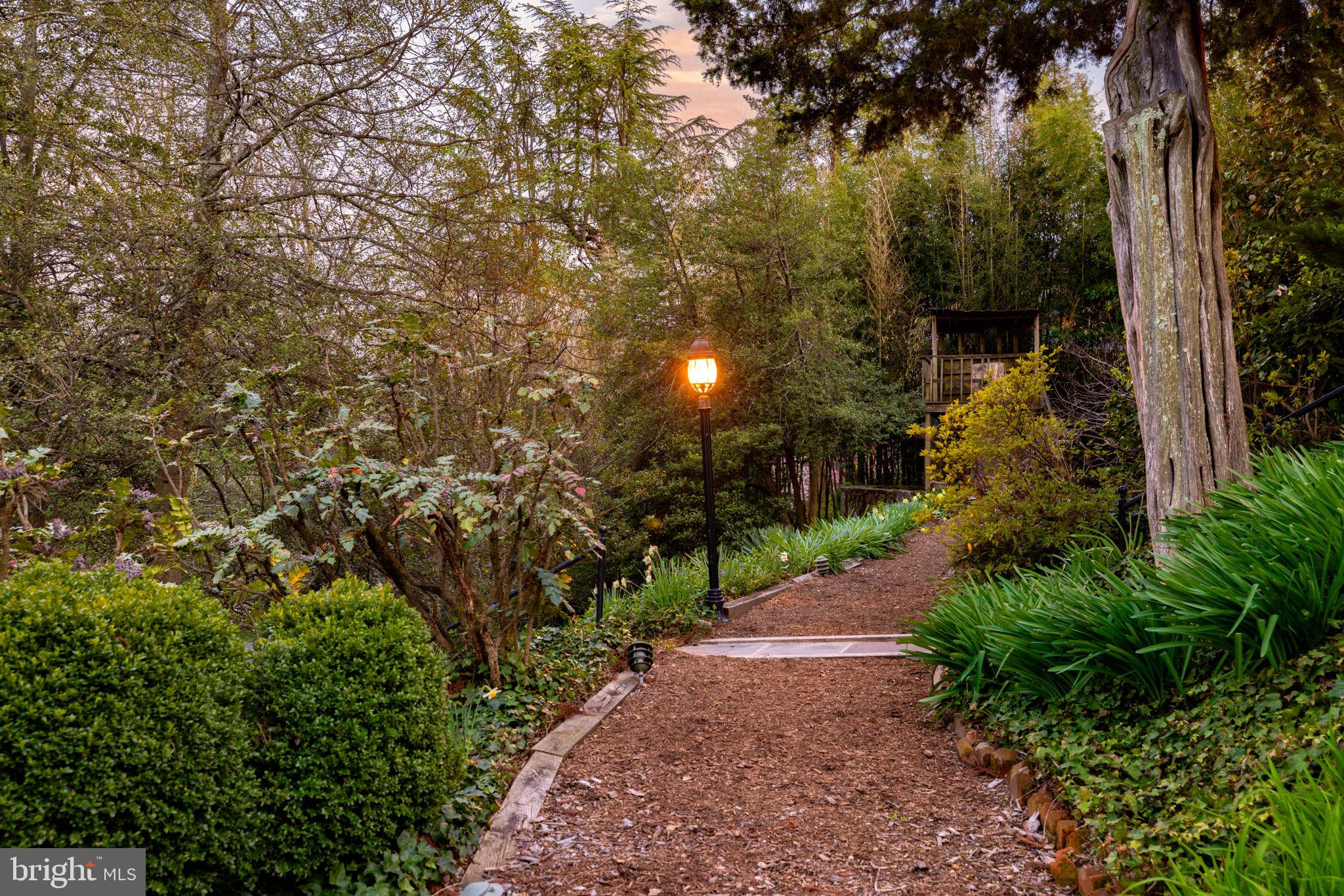 BRADDOCK HEIGHTS - Residential