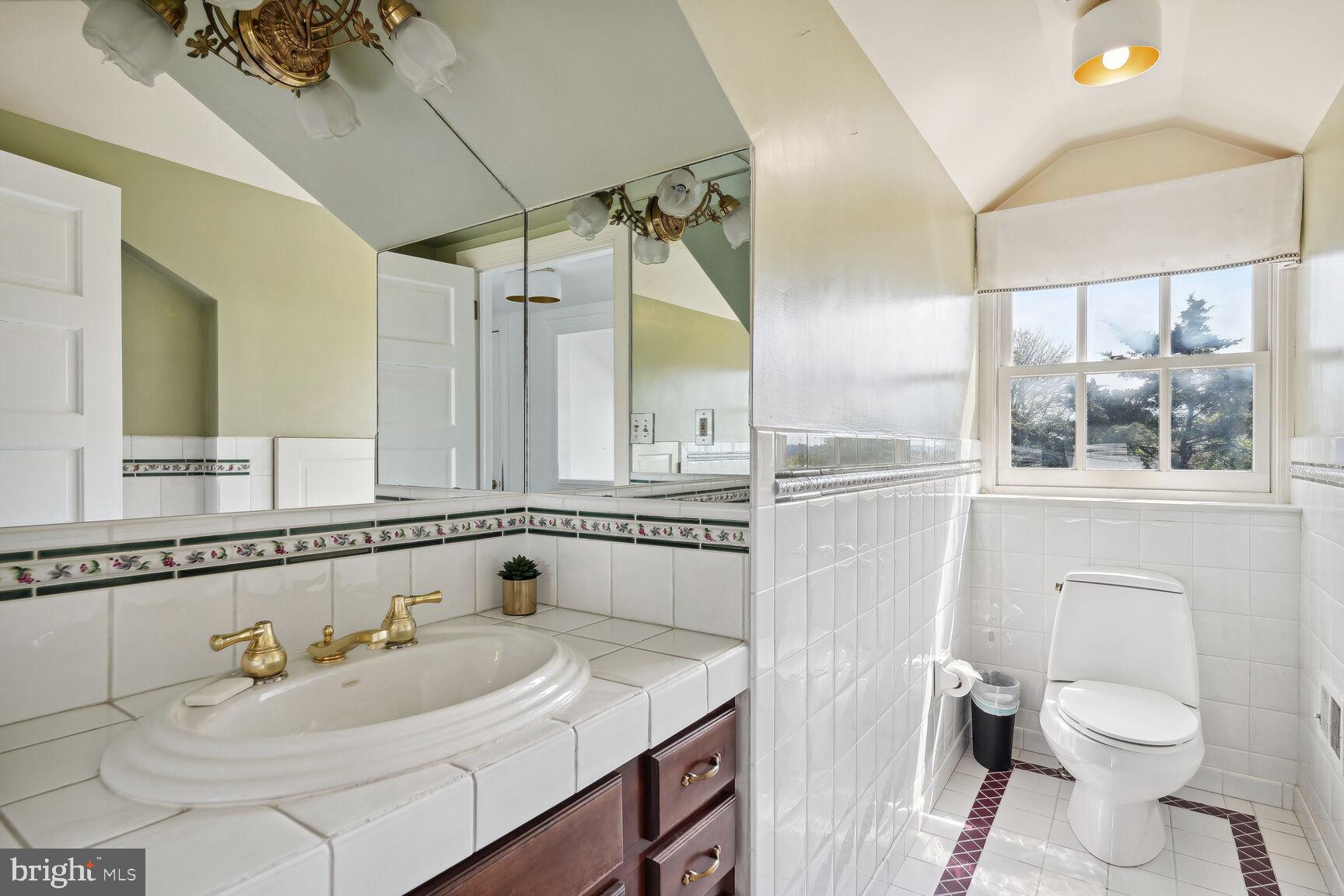 BRADDOCK HEIGHTS - Residential