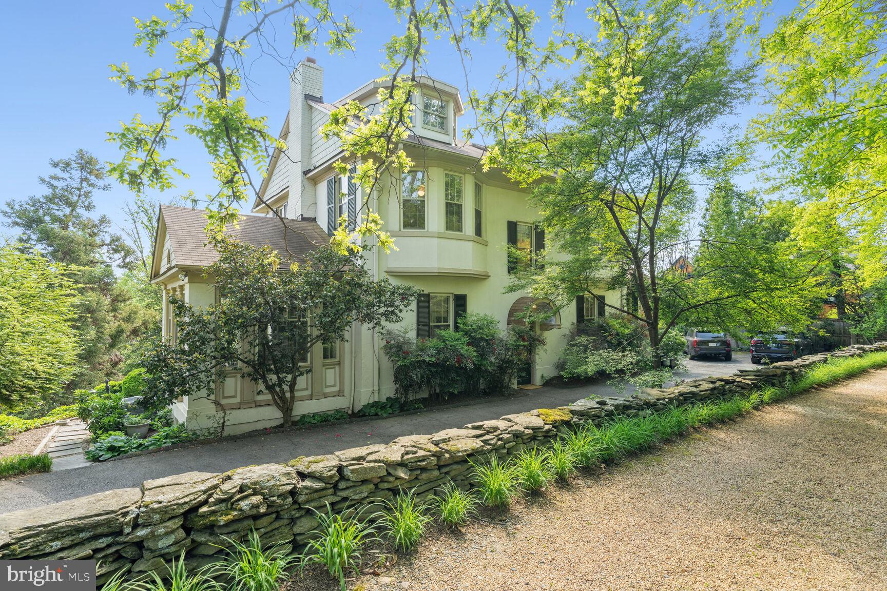 BRADDOCK HEIGHTS - Residential