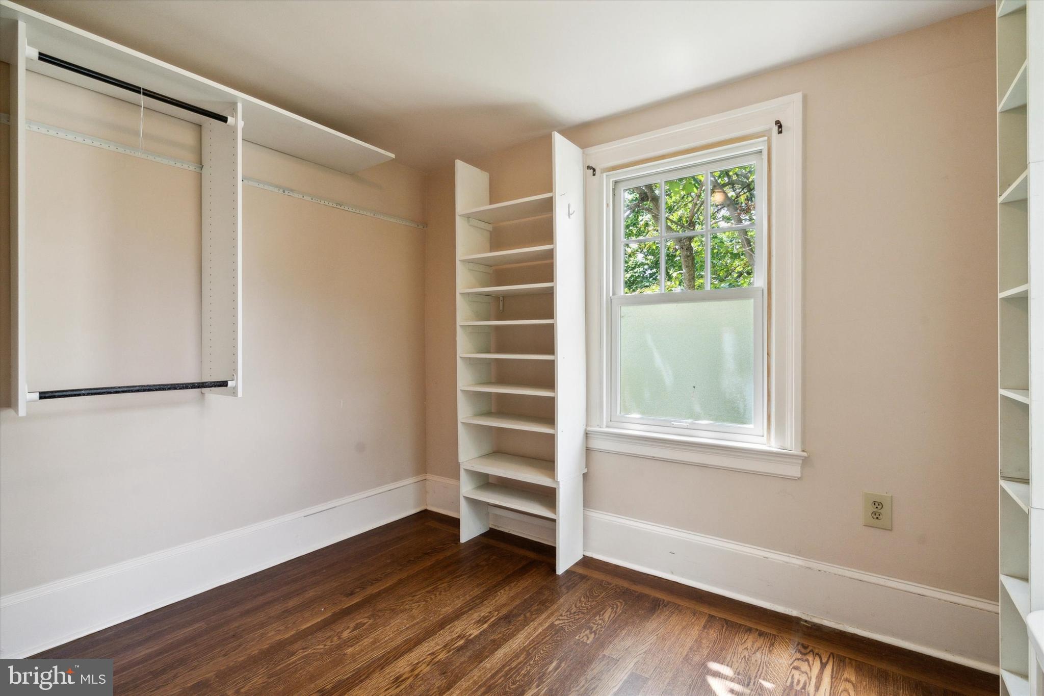 BRISTOL - Residential