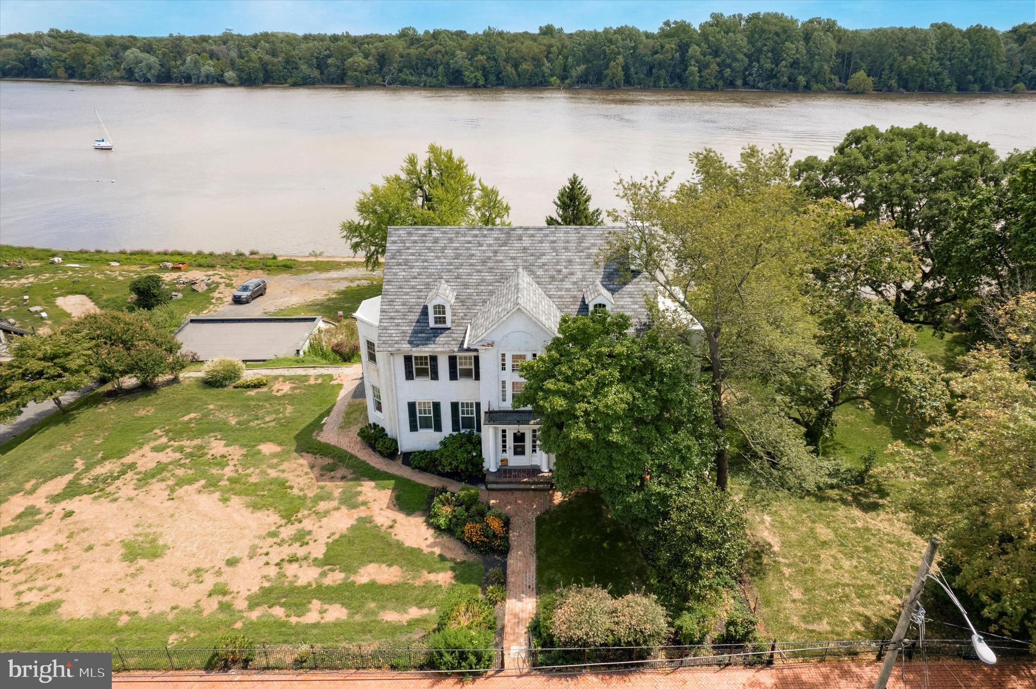 BRISTOL - Residential