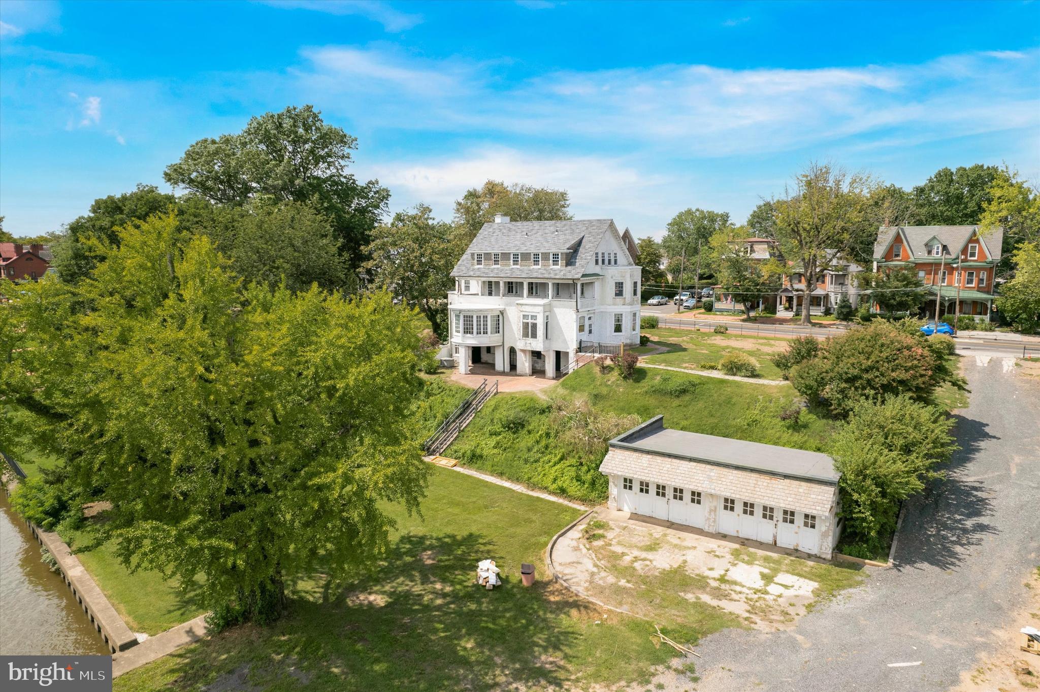 BRISTOL - Residential