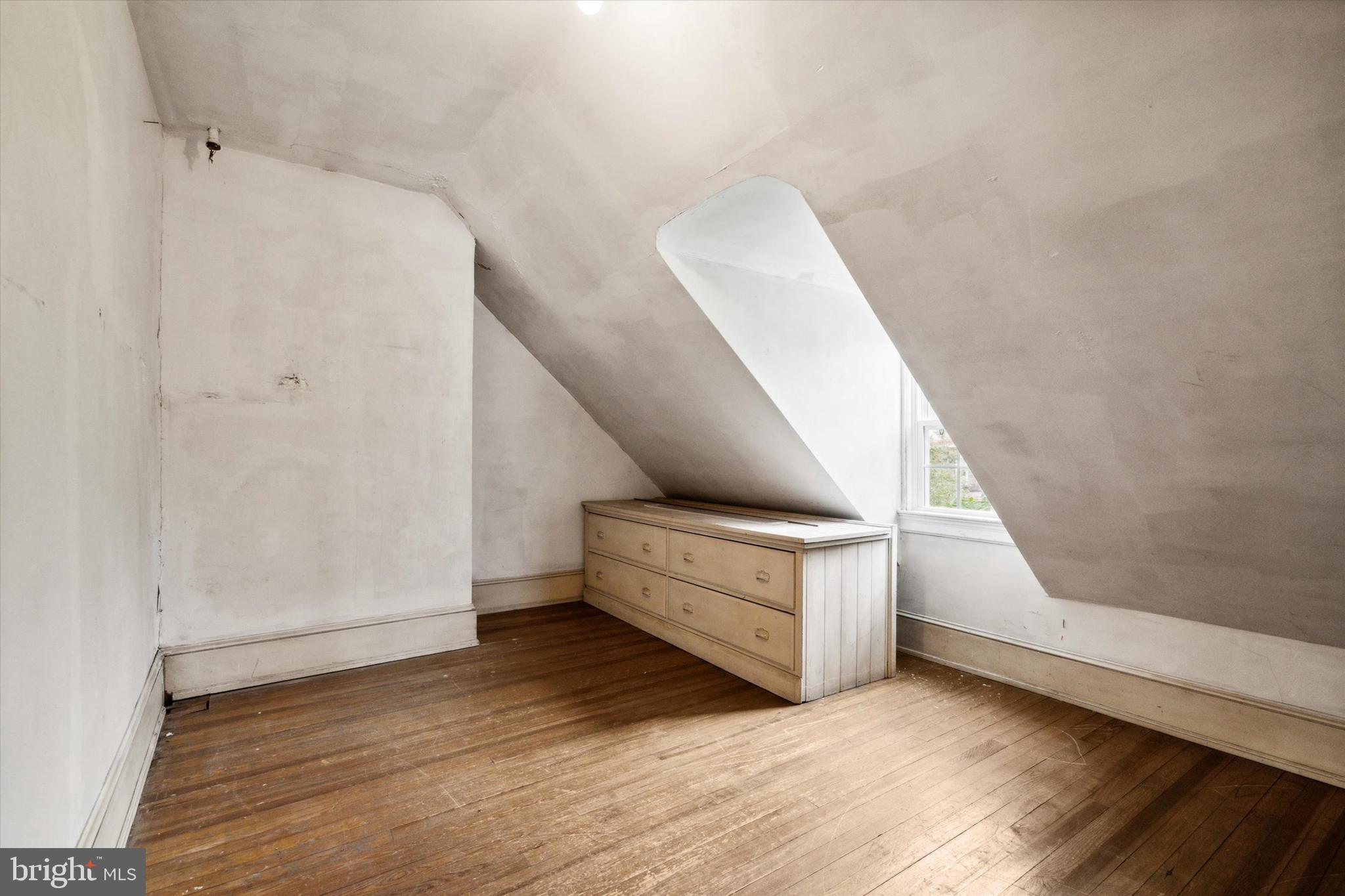 BRISTOL - Residential